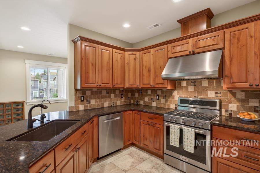 2509 White Avenue Property Photo 10