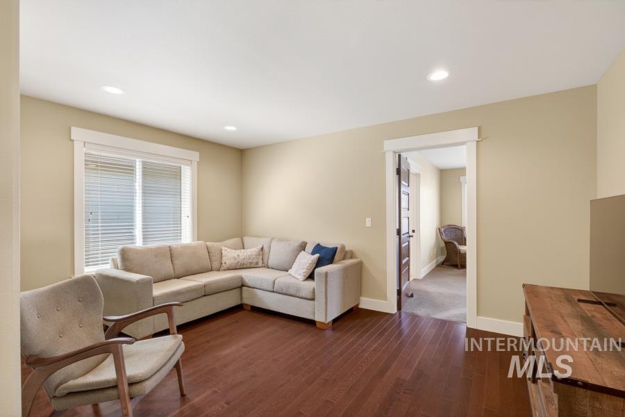 2509 White Avenue Property Photo 20