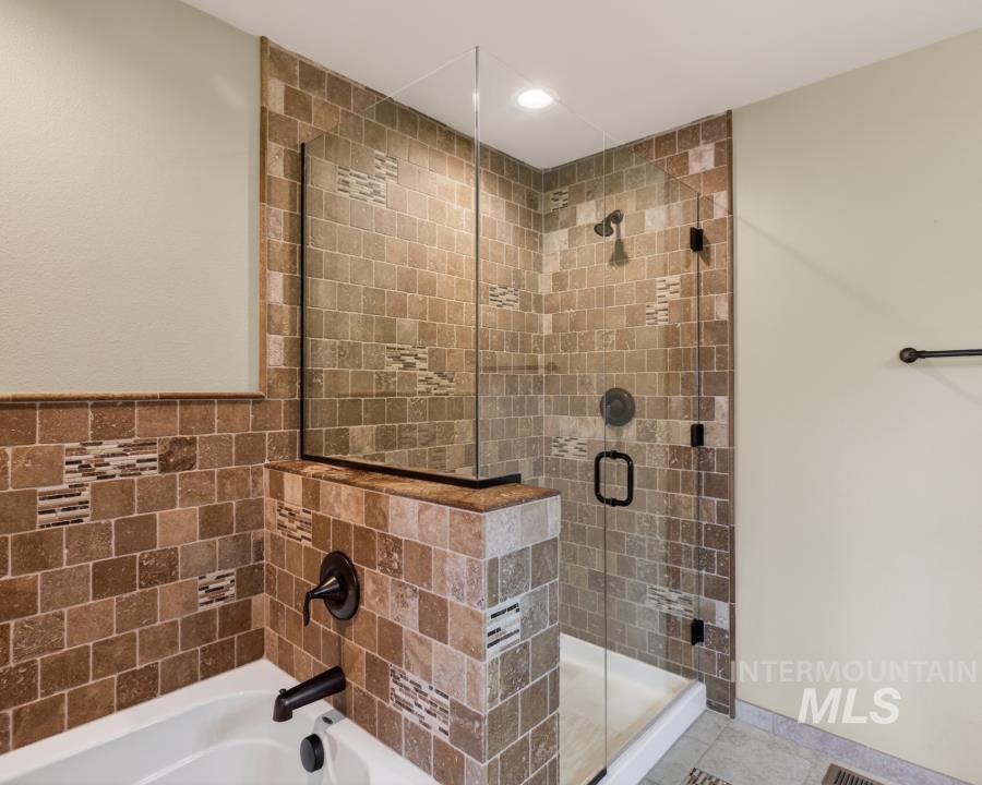 2509 White Avenue Property Photo 27