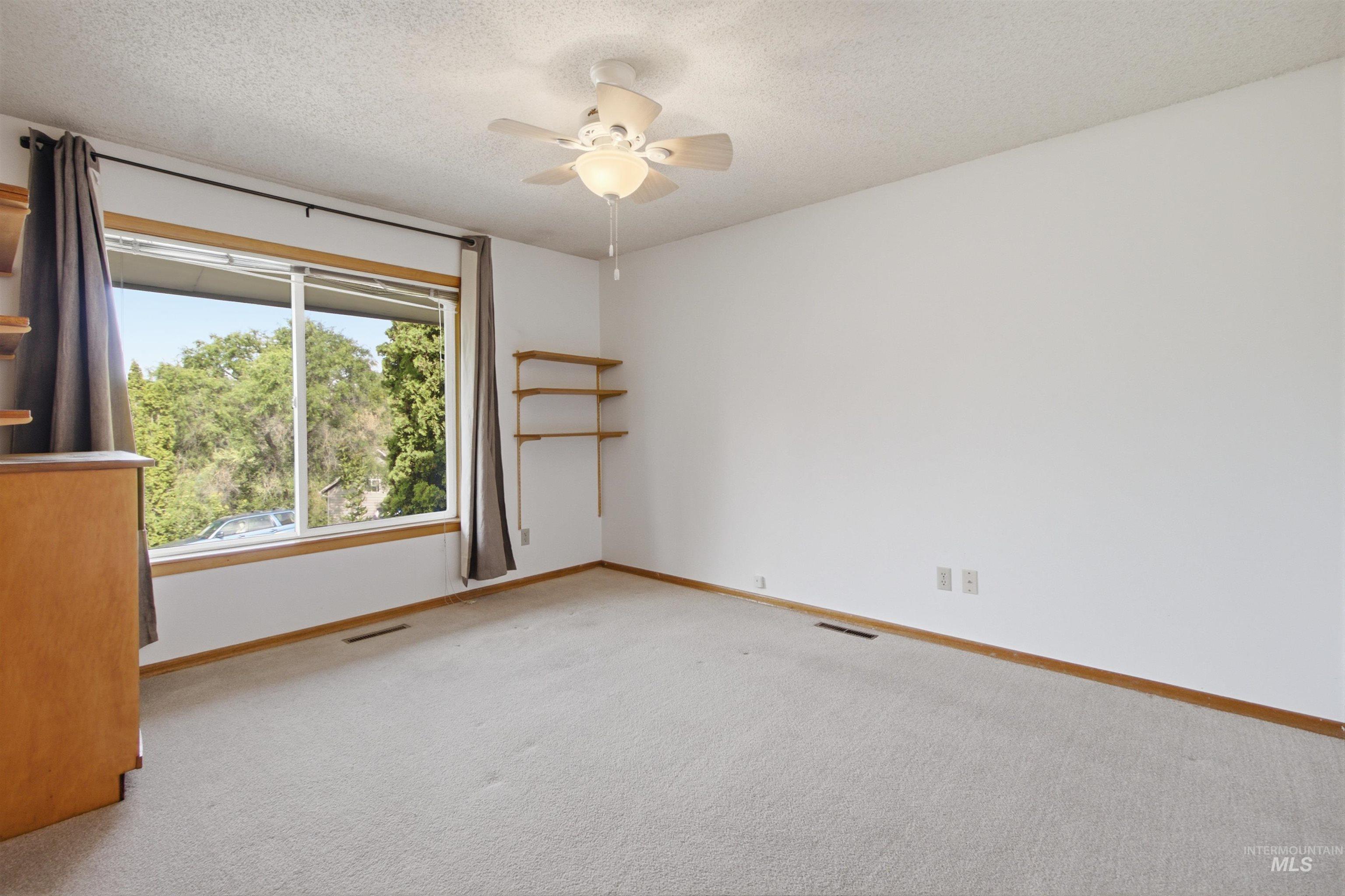 1426 View St Property Photo 21