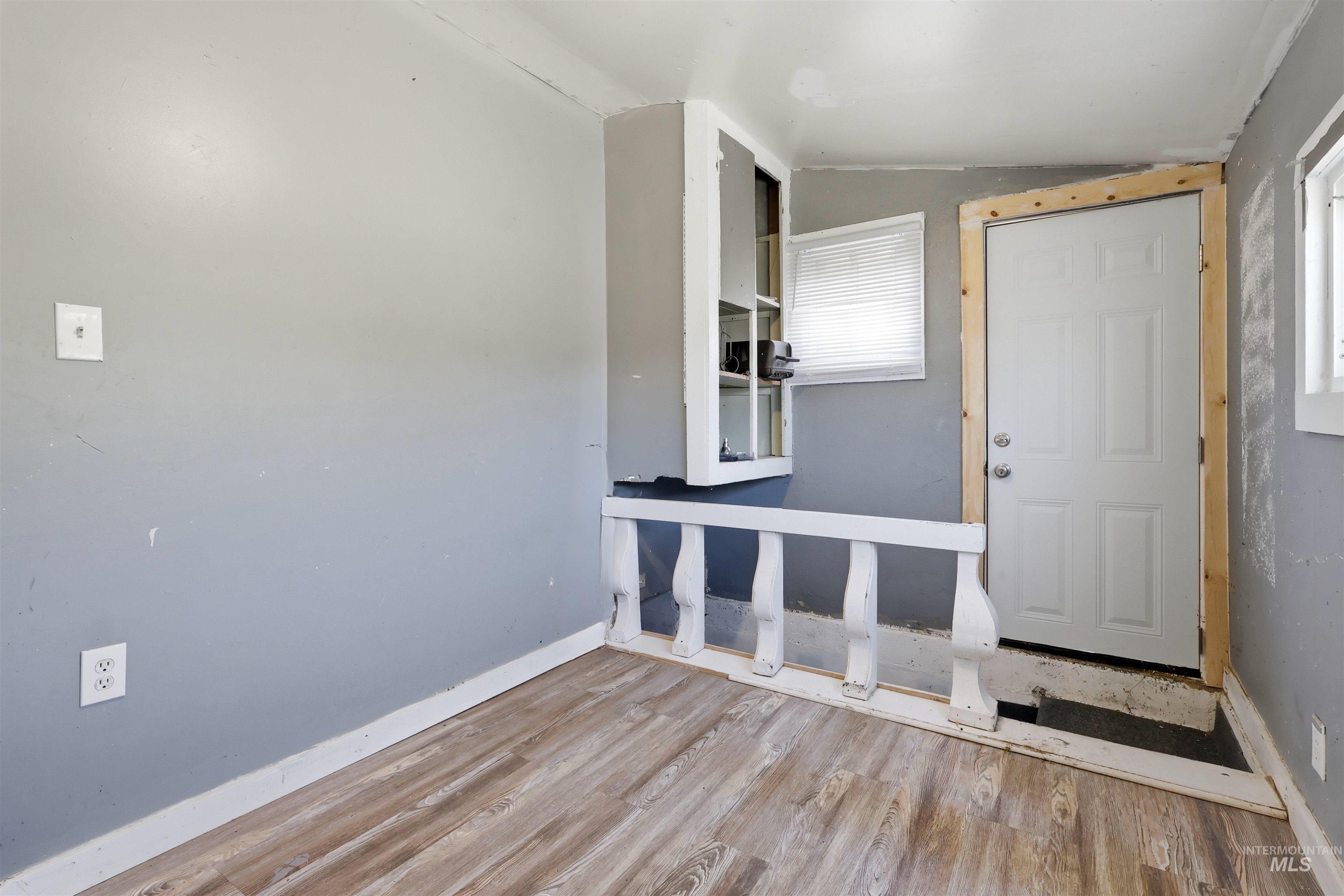 729 California St Property Photo 4