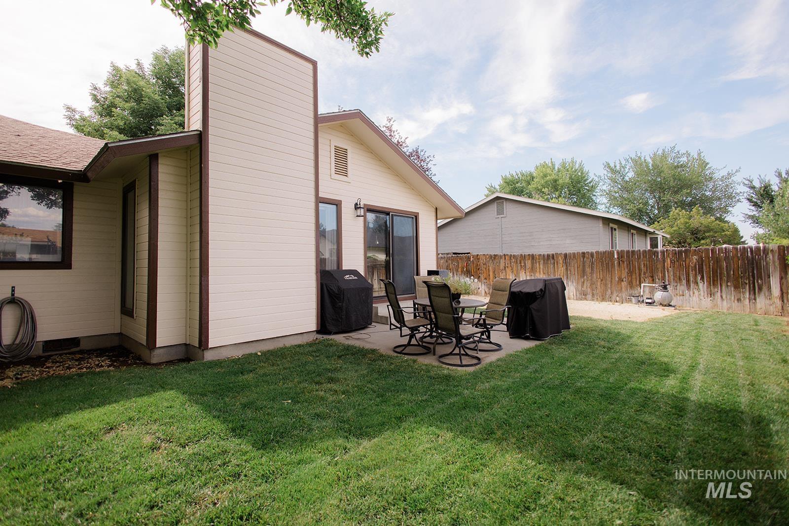 1530 Rosewood St Property Photo 48