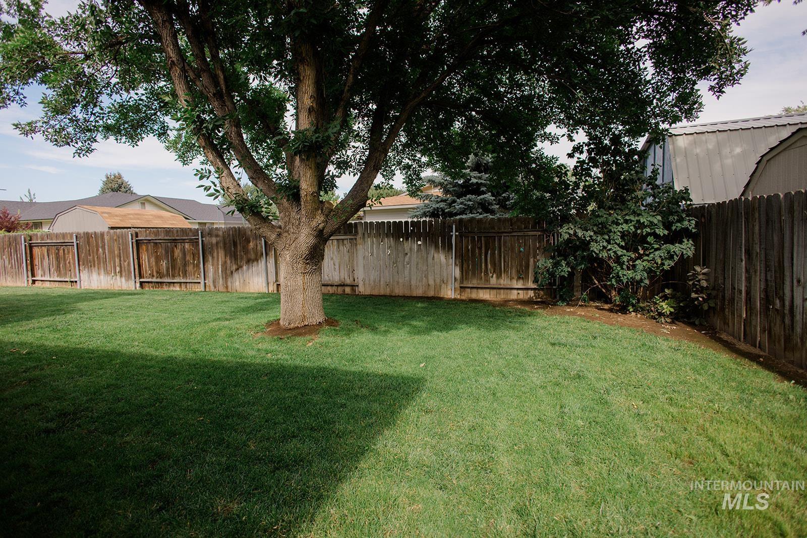 1530 Rosewood St Property Photo 49