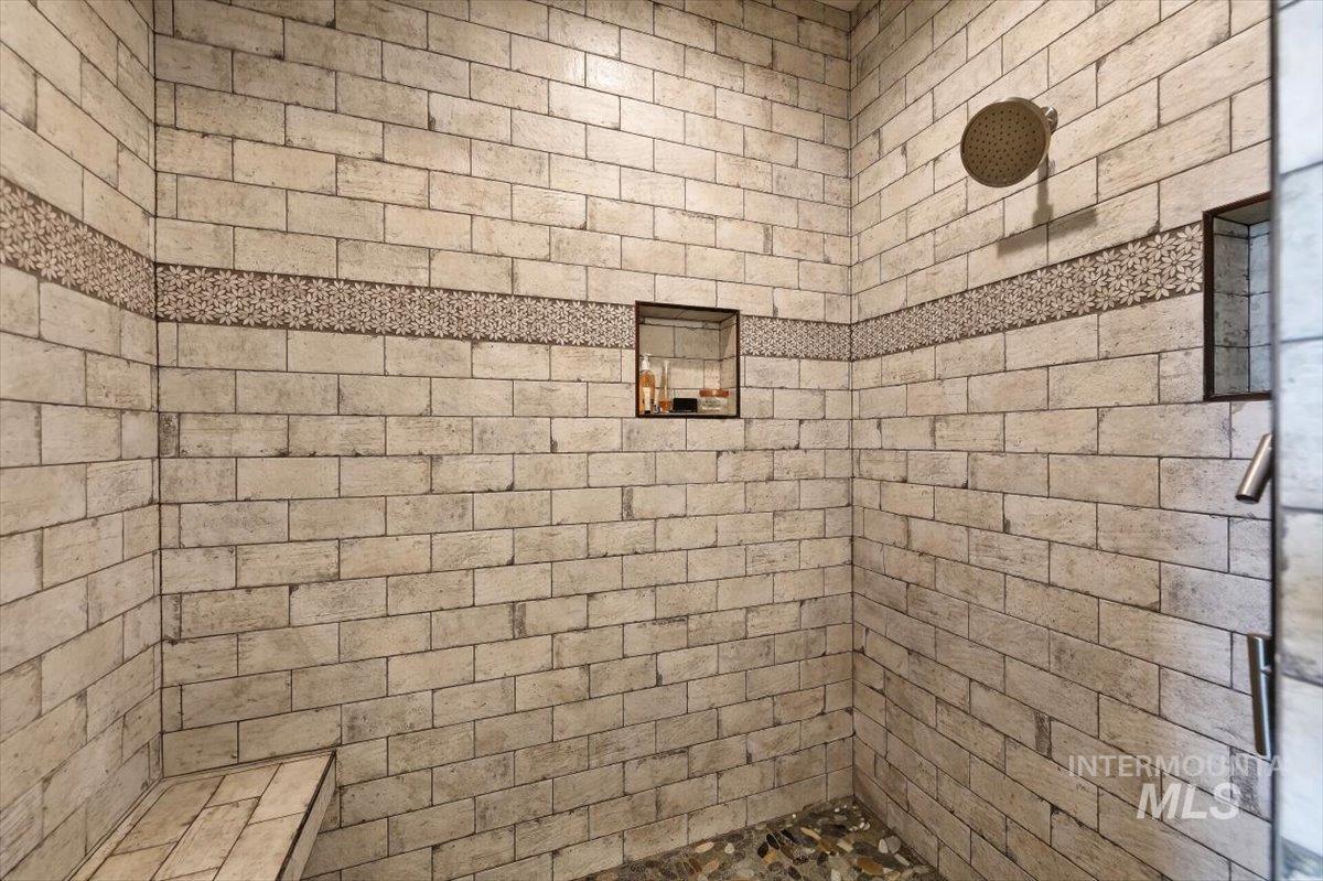 6255 Bennett Rd. Property Photo 24
