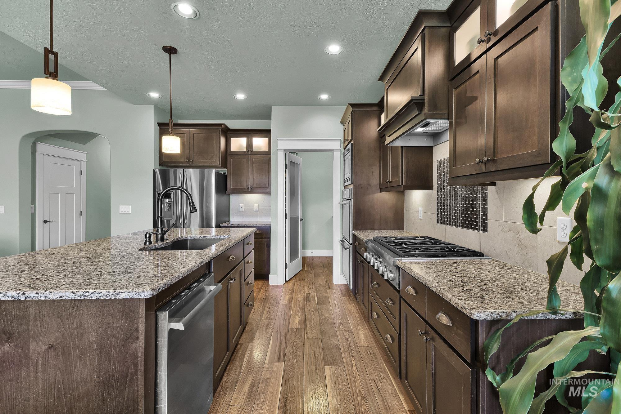 220 S Wildgrass Property Photo 13