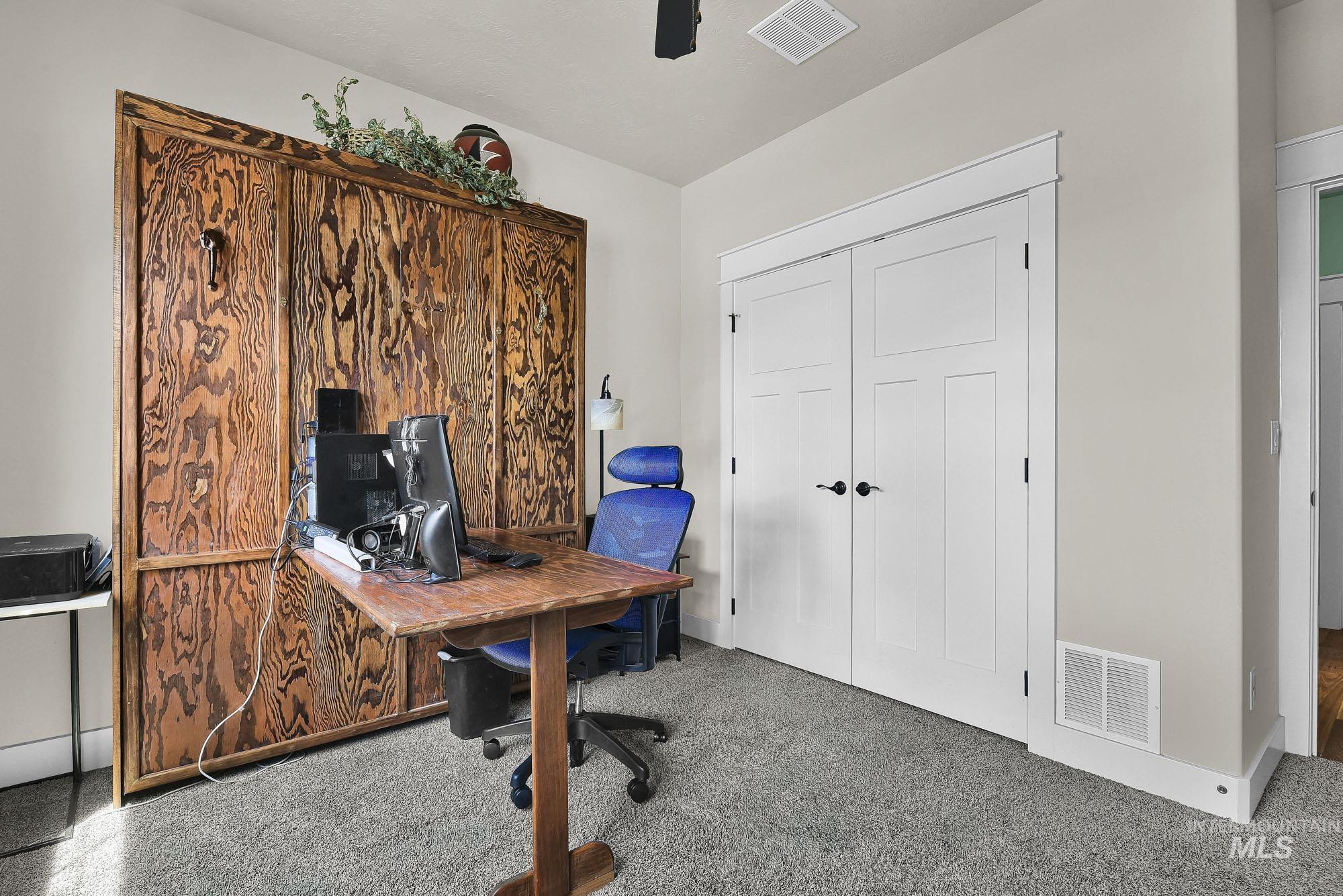 220 S Wildgrass Property Photo 29