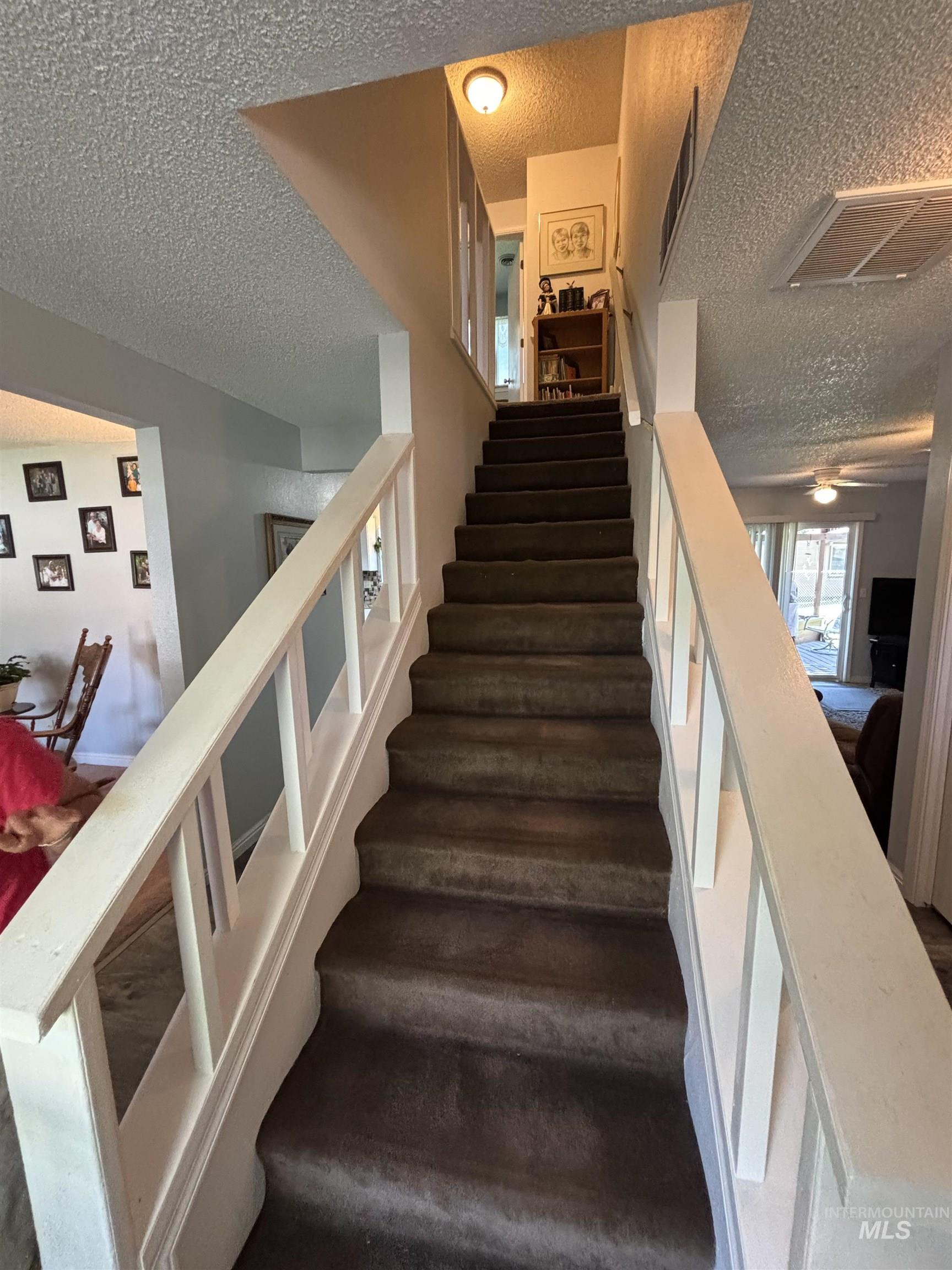 1135 S Haskett Property Photo 24