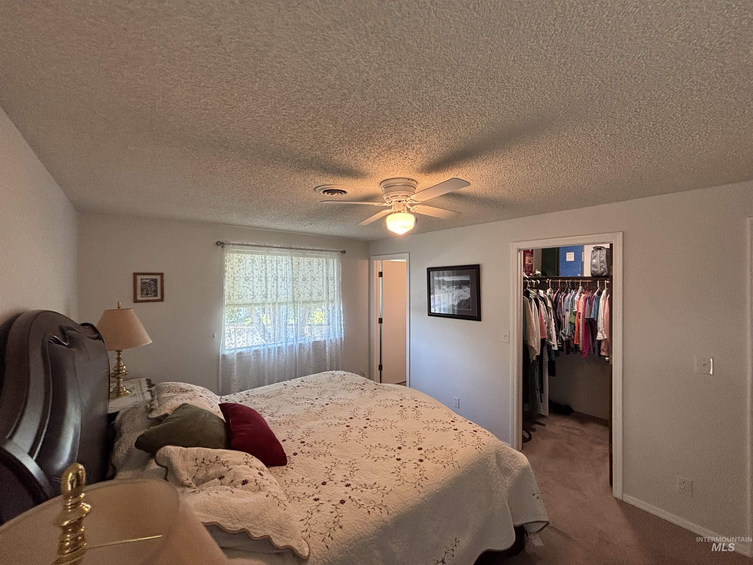 1135 S Haskett Property Photo 33