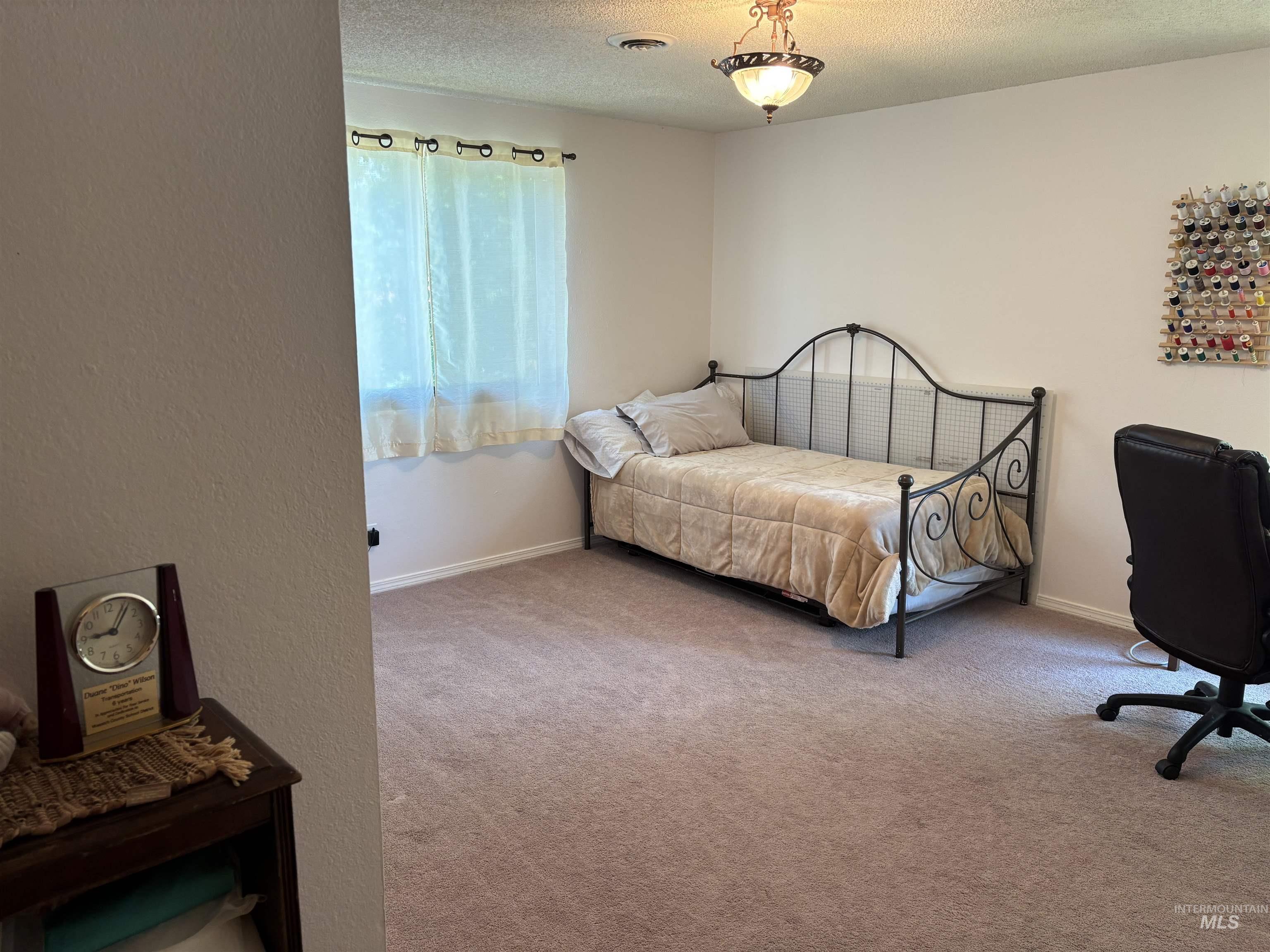 1135 S Haskett Property Photo 35