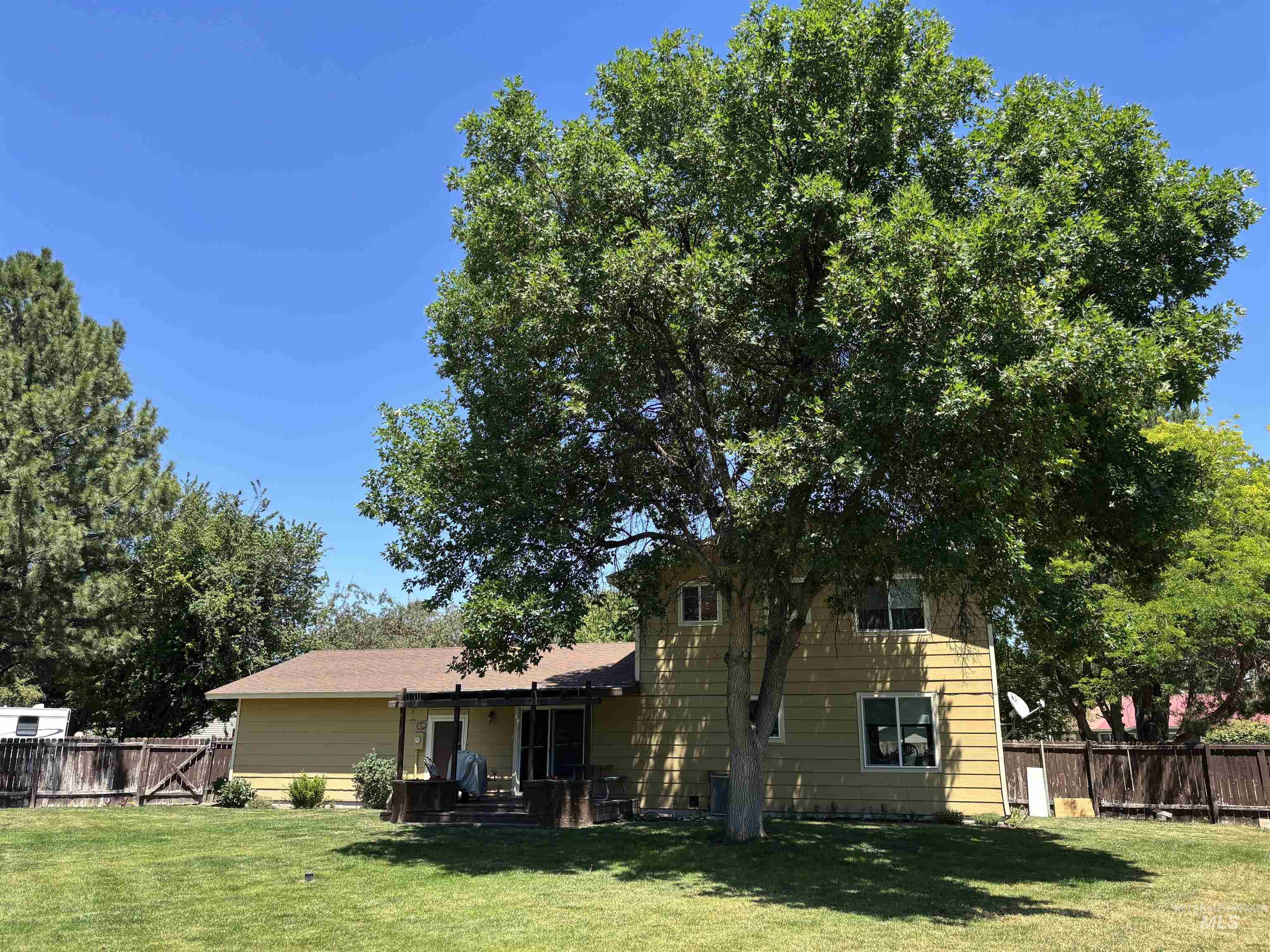 1135 S Haskett Property Photo 42