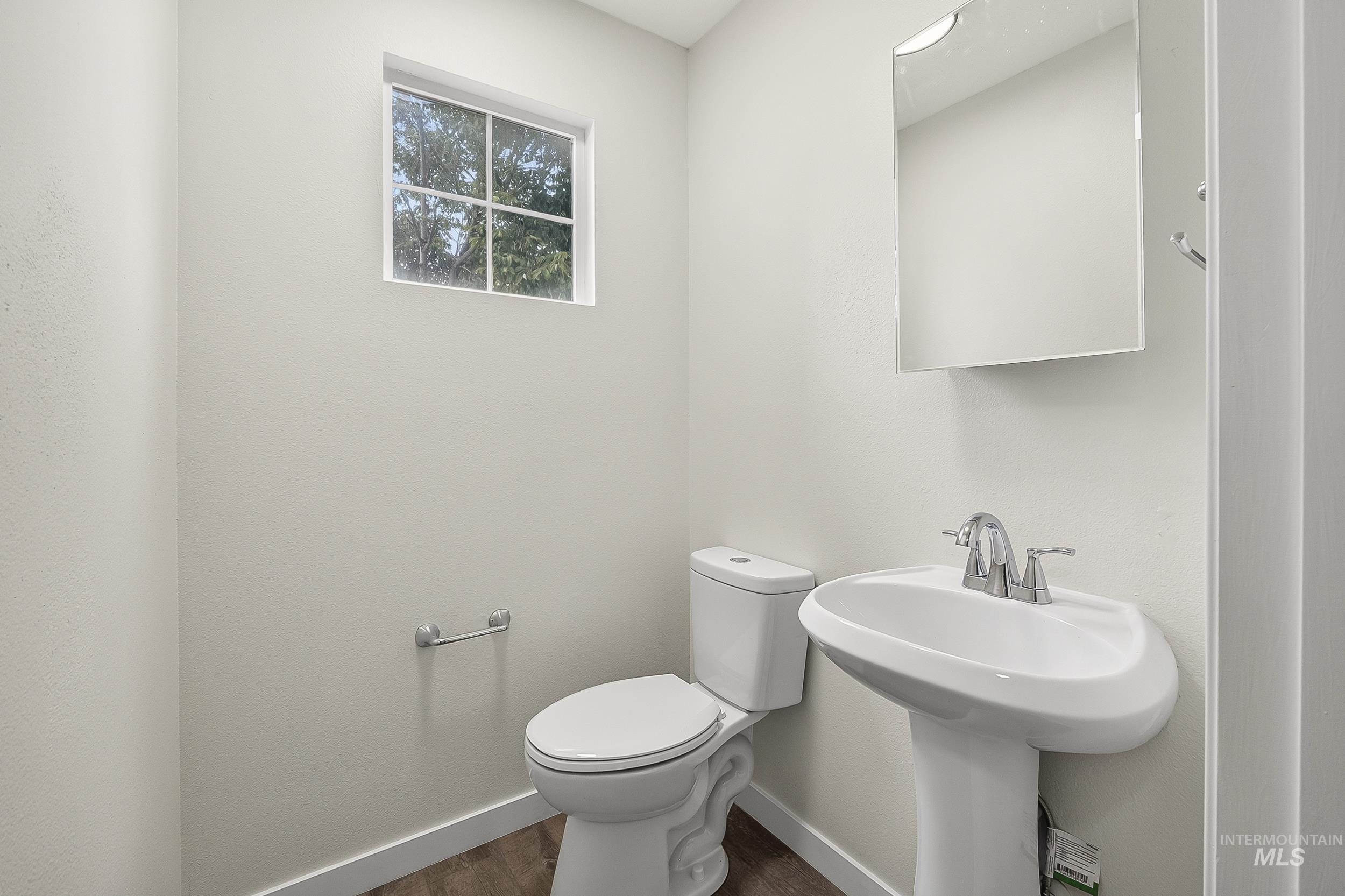 4415 Duke St Property Photo 13