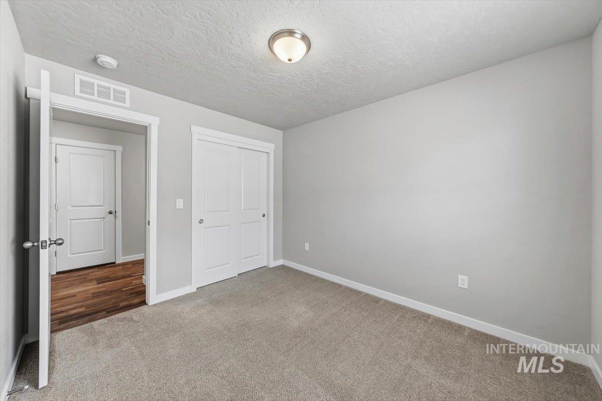 19373 Geneva Pl Property Photo 8