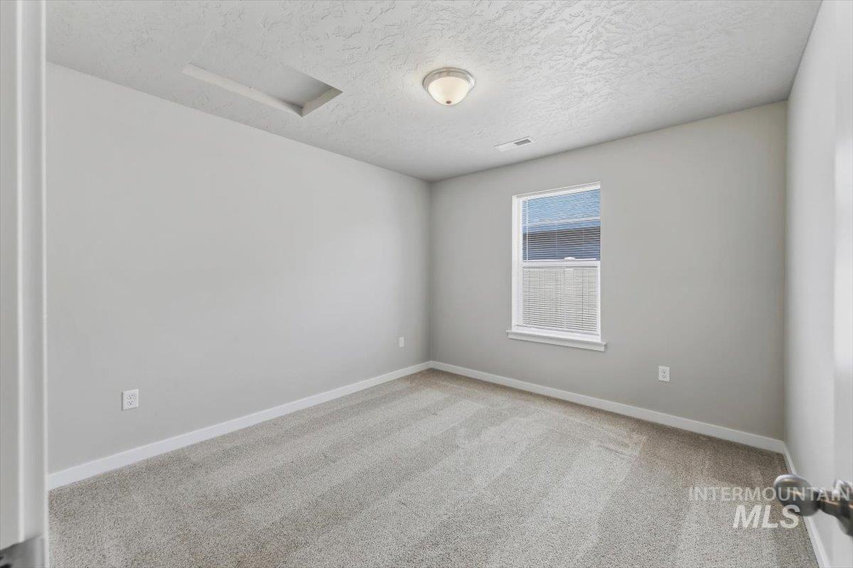 19373 Geneva Pl Property Photo 11