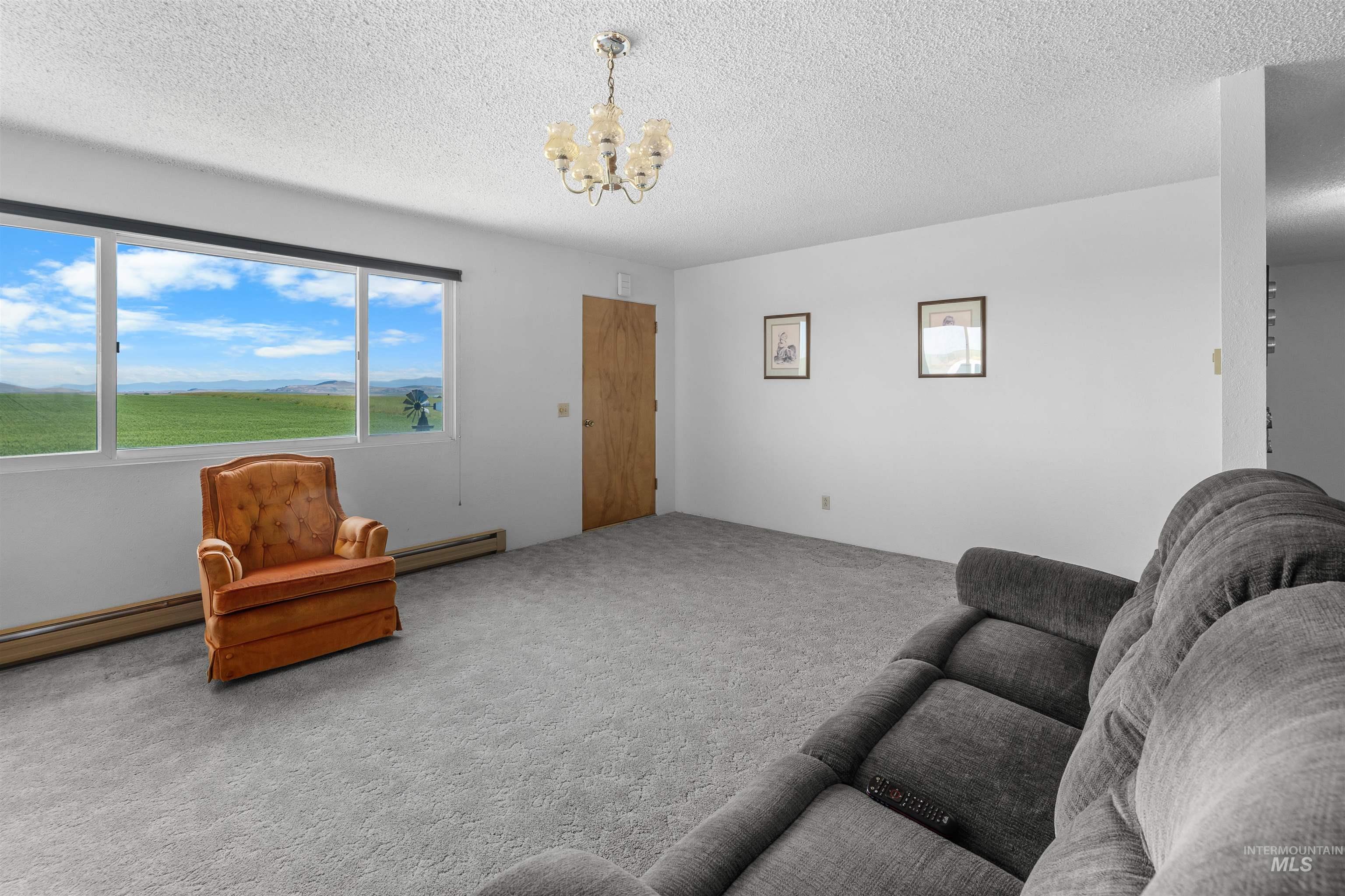 1266 Meadow Creek Road Property Photo 4