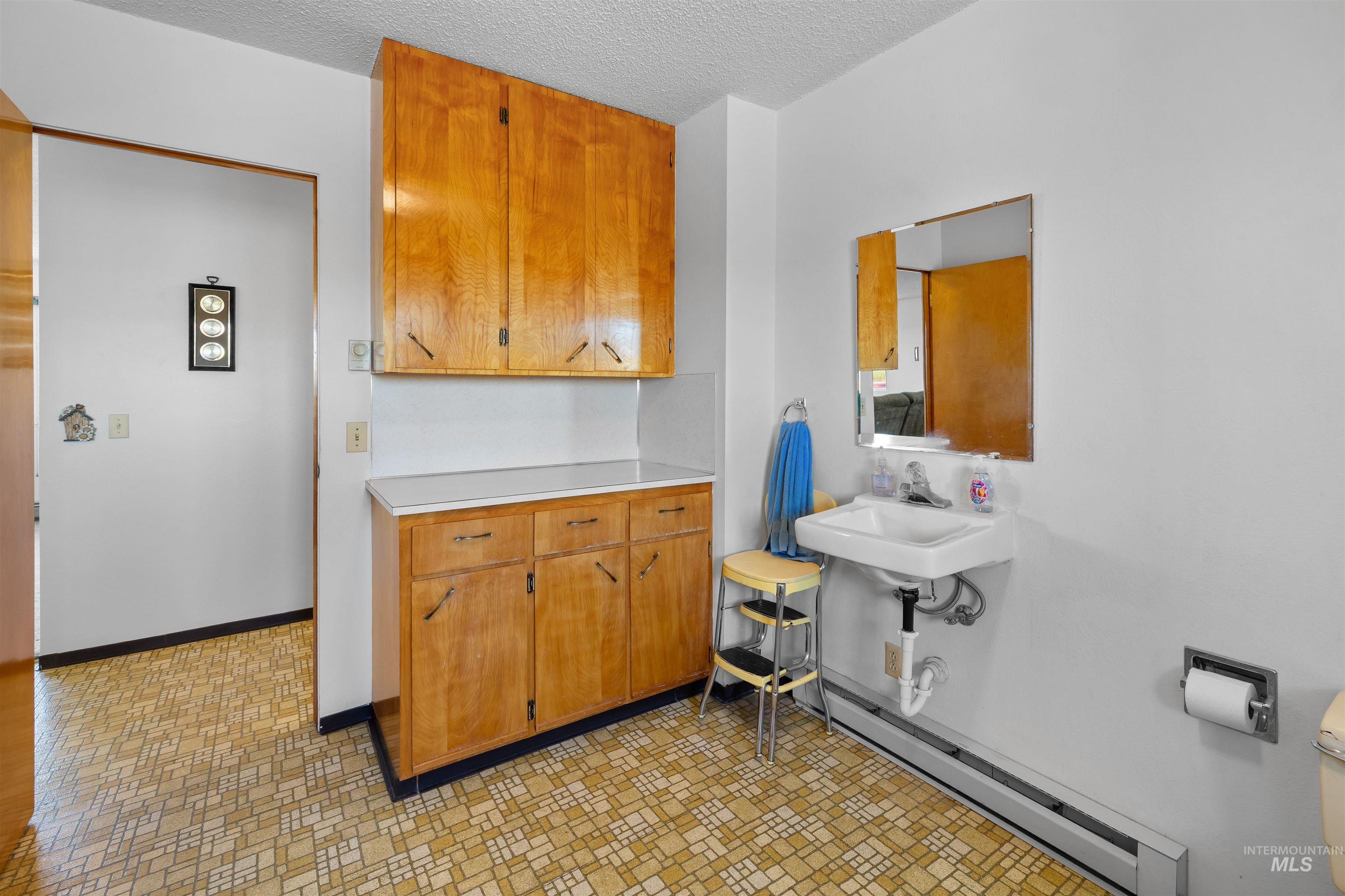 1266 Meadow Creek Road Property Photo 11