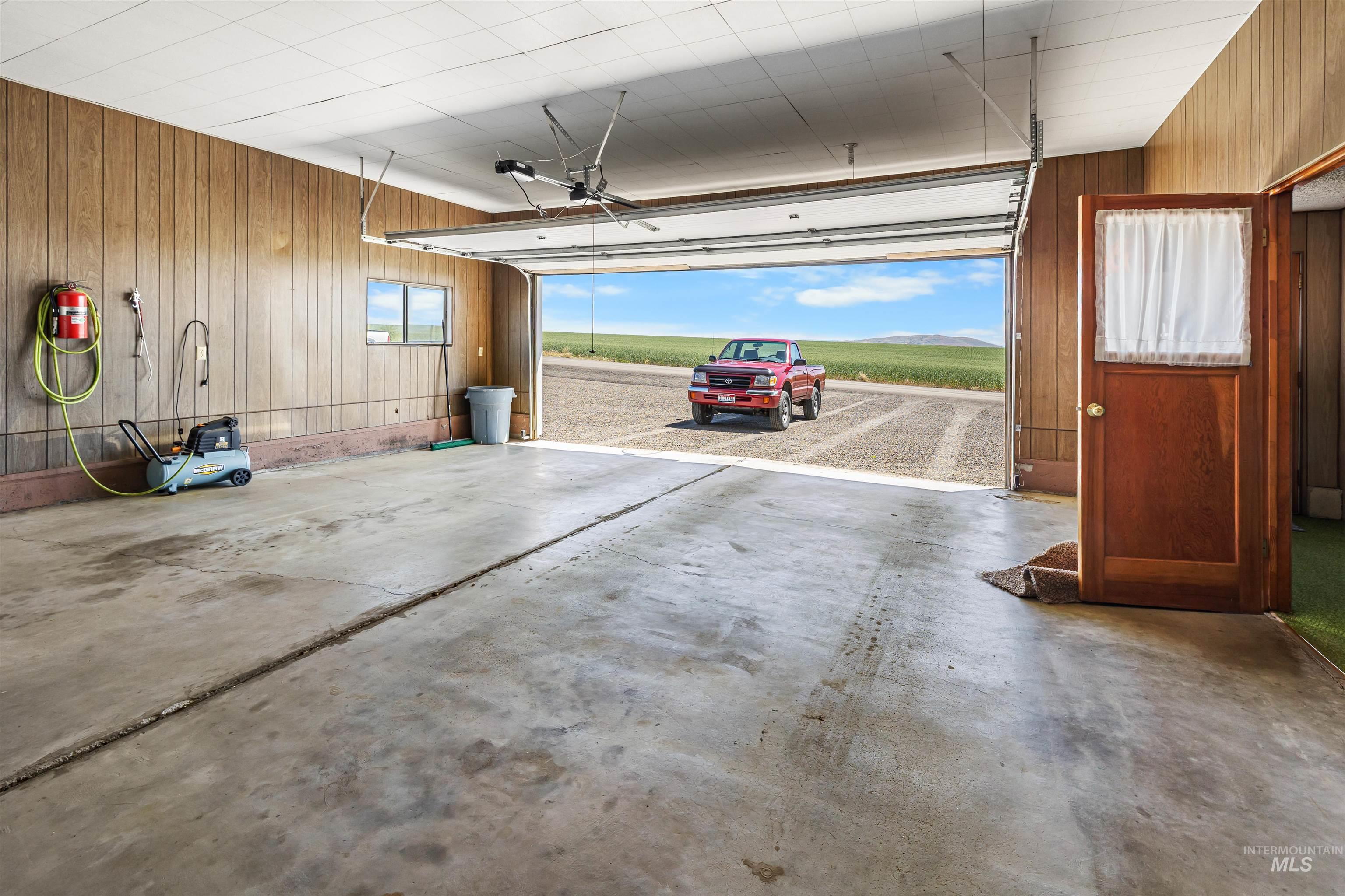 1266 Meadow Creek Road Property Photo 23