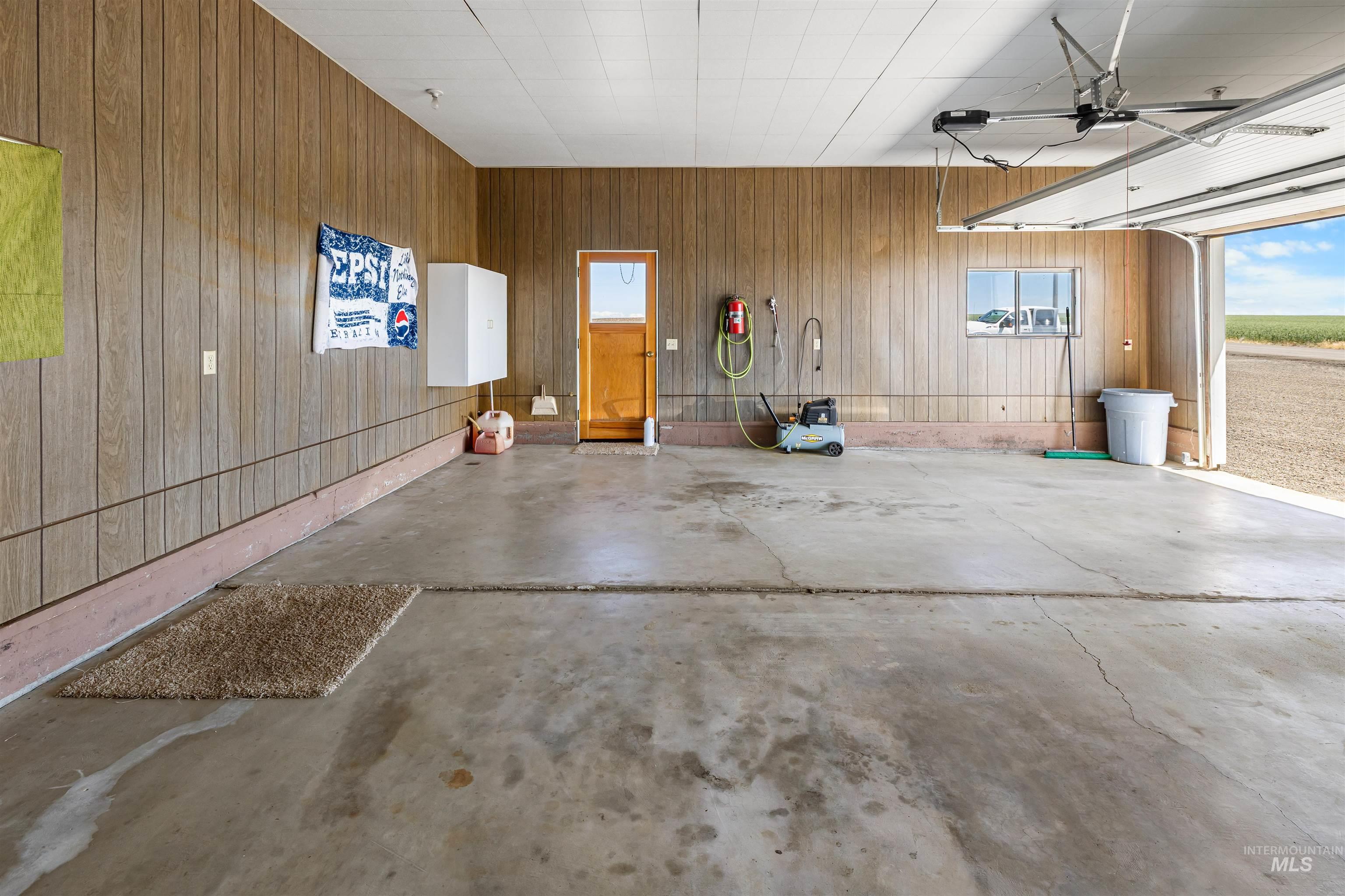 1266 Meadow Creek Road Property Photo 24