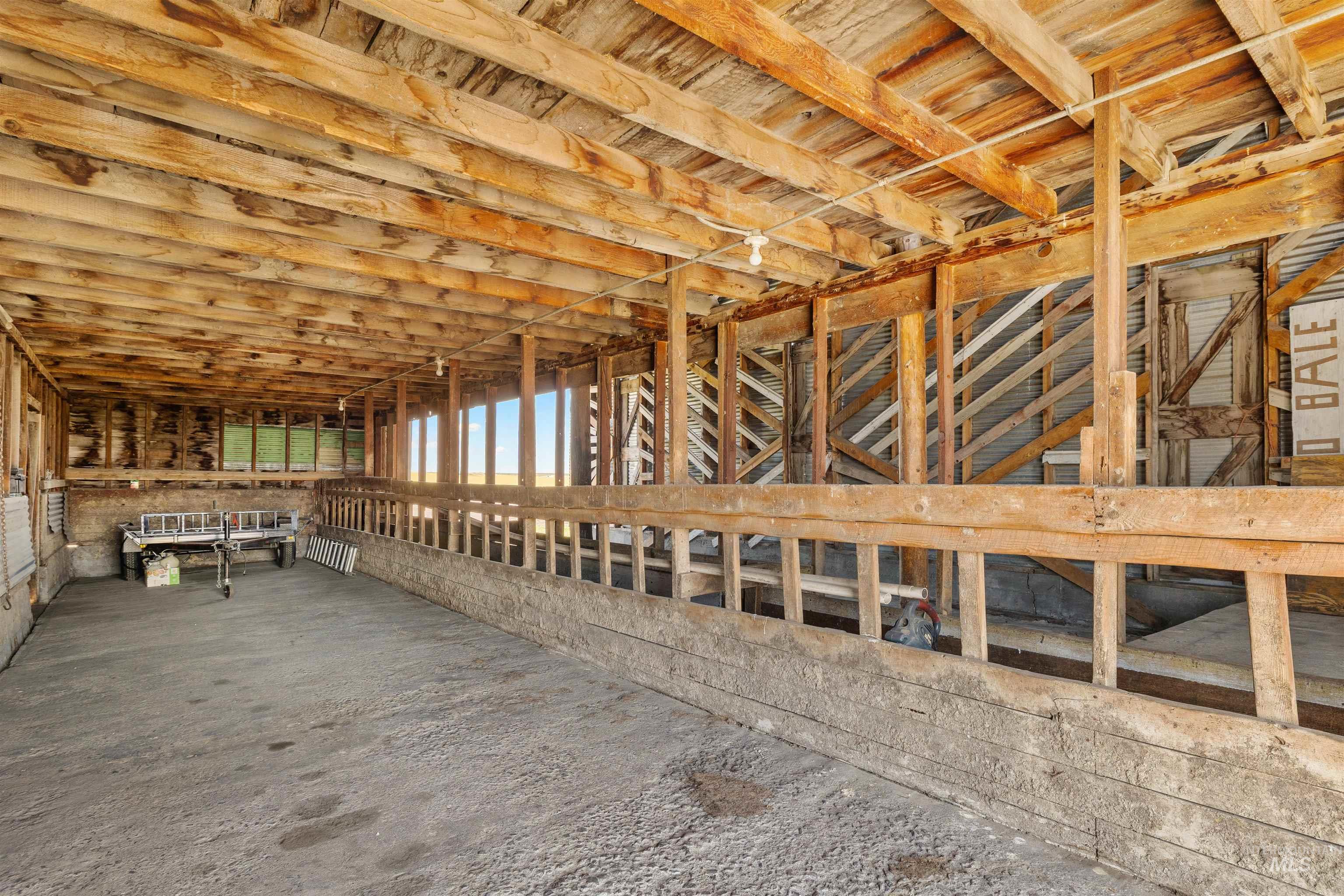 1266 Meadow Creek Road Property Photo 32