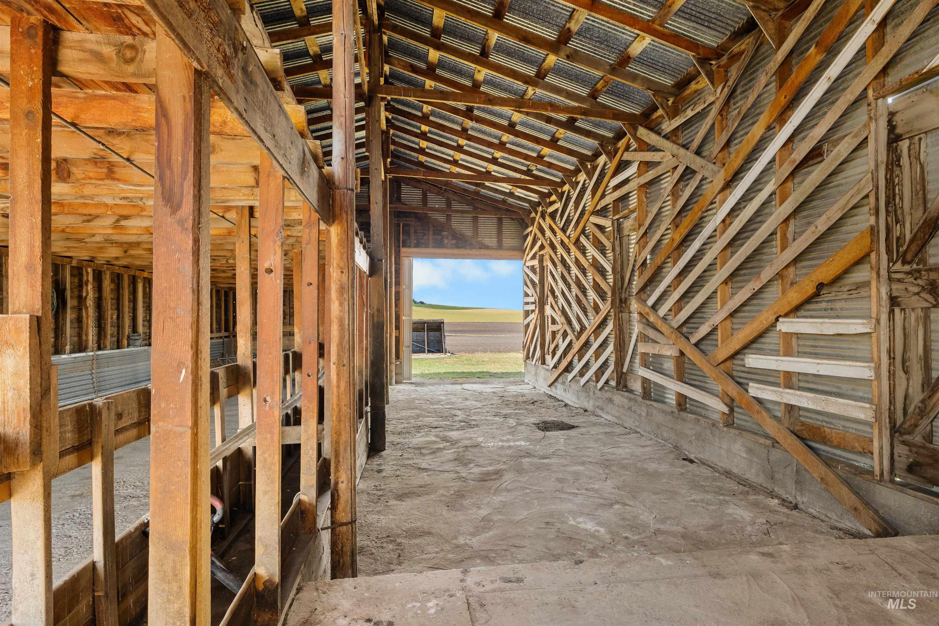 1266 Meadow Creek Road Property Photo 33