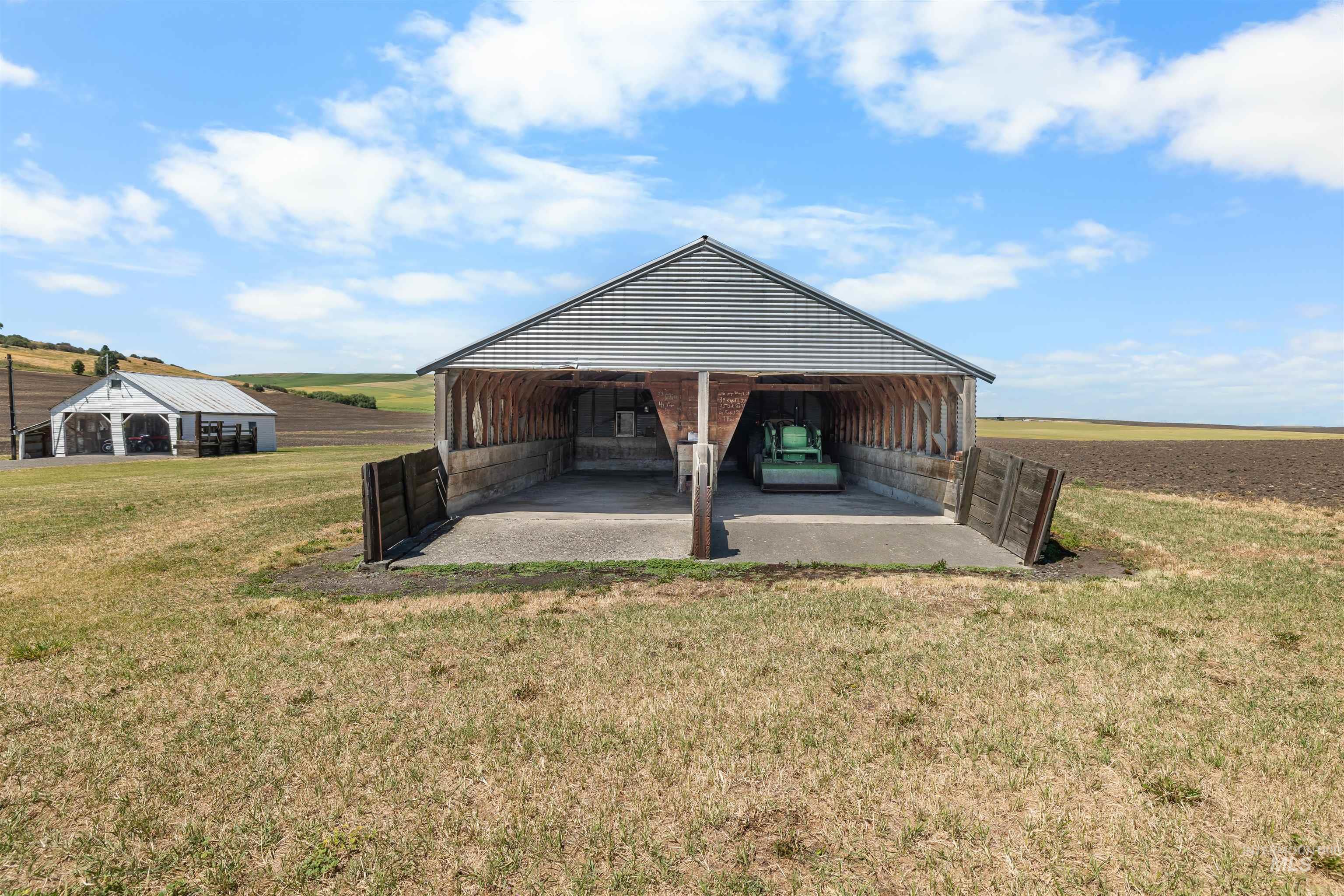 1266 Meadow Creek Road Property Photo 34