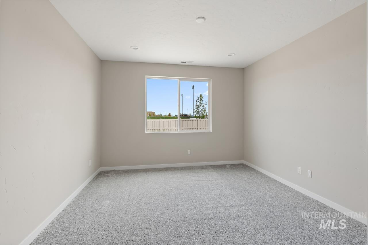 17163 N Yorktown Way Property Photo 35