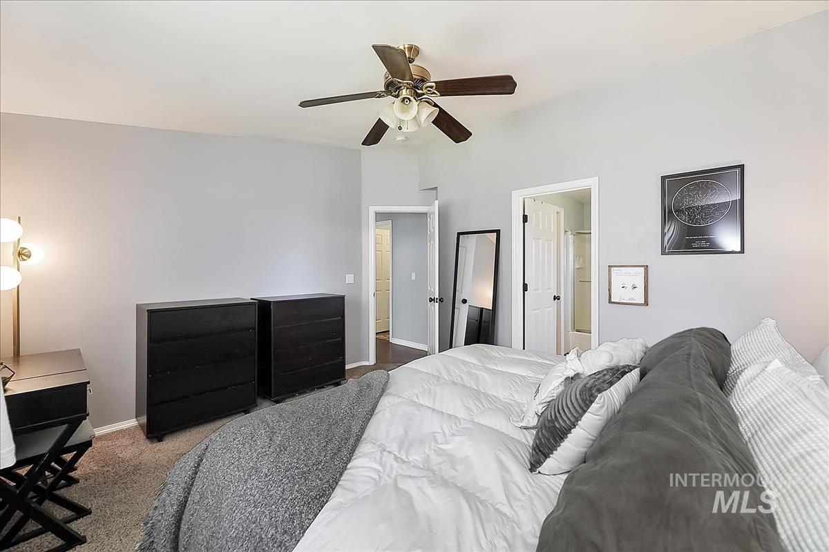 1803 Poplar St Property Photo 24