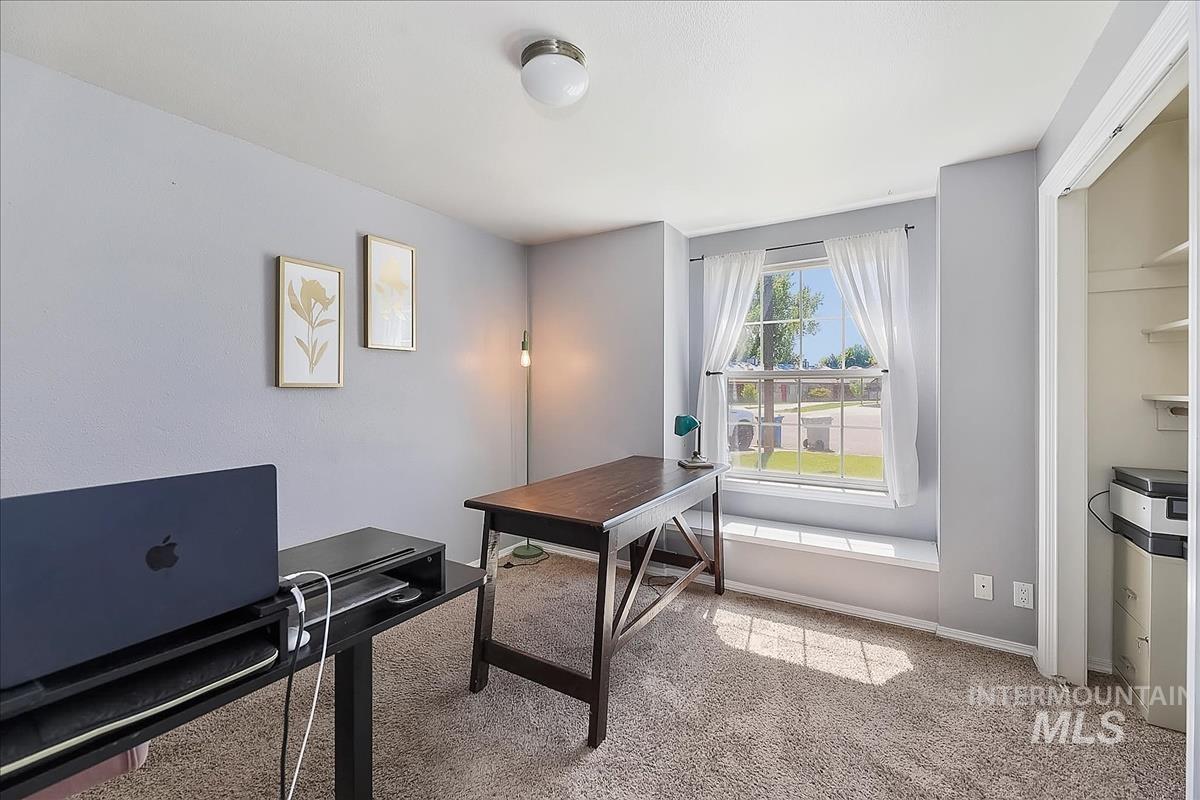 1803 Poplar St Property Photo 29