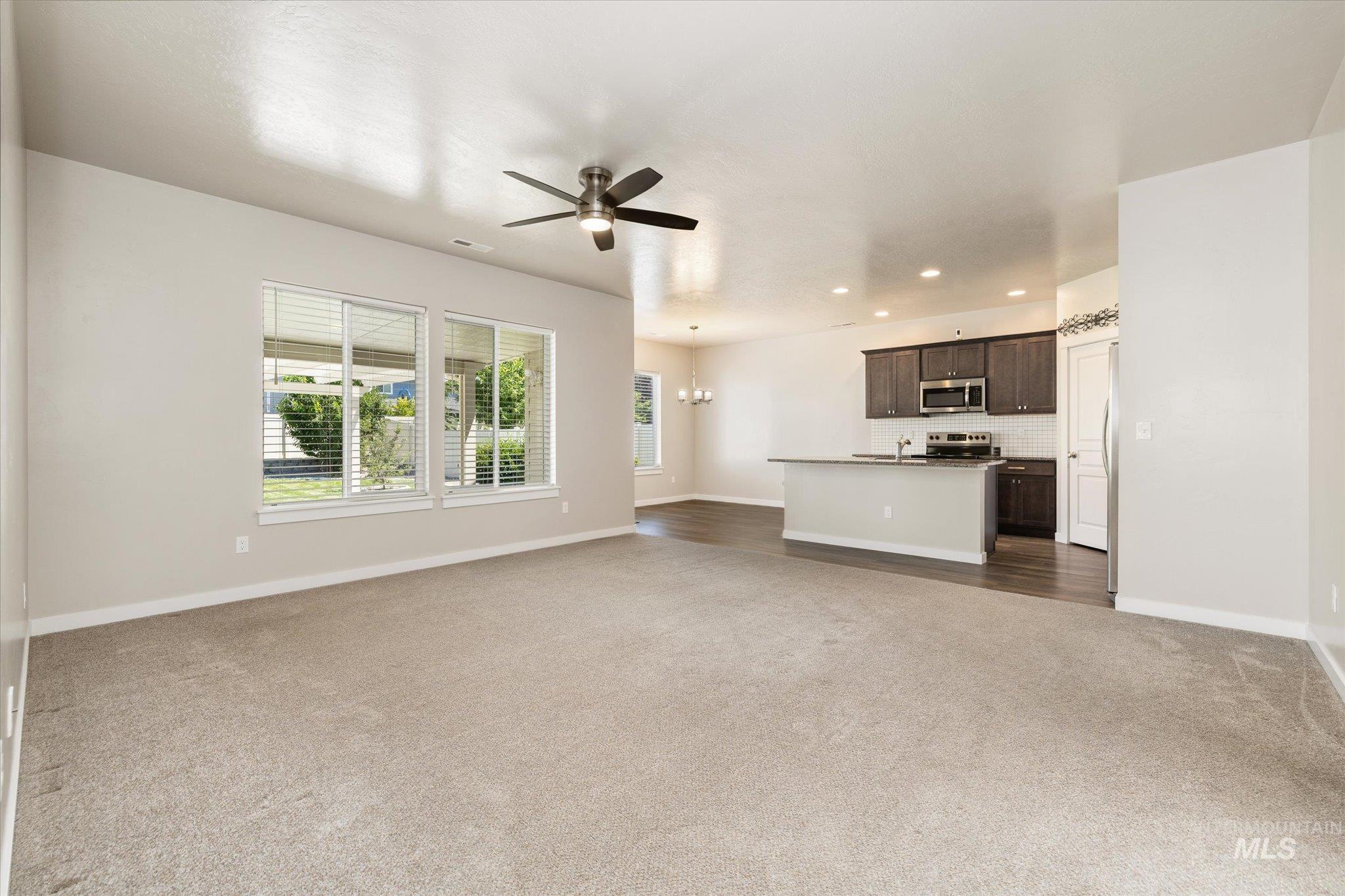 4620 S Tindaris Ave Property Photo 5