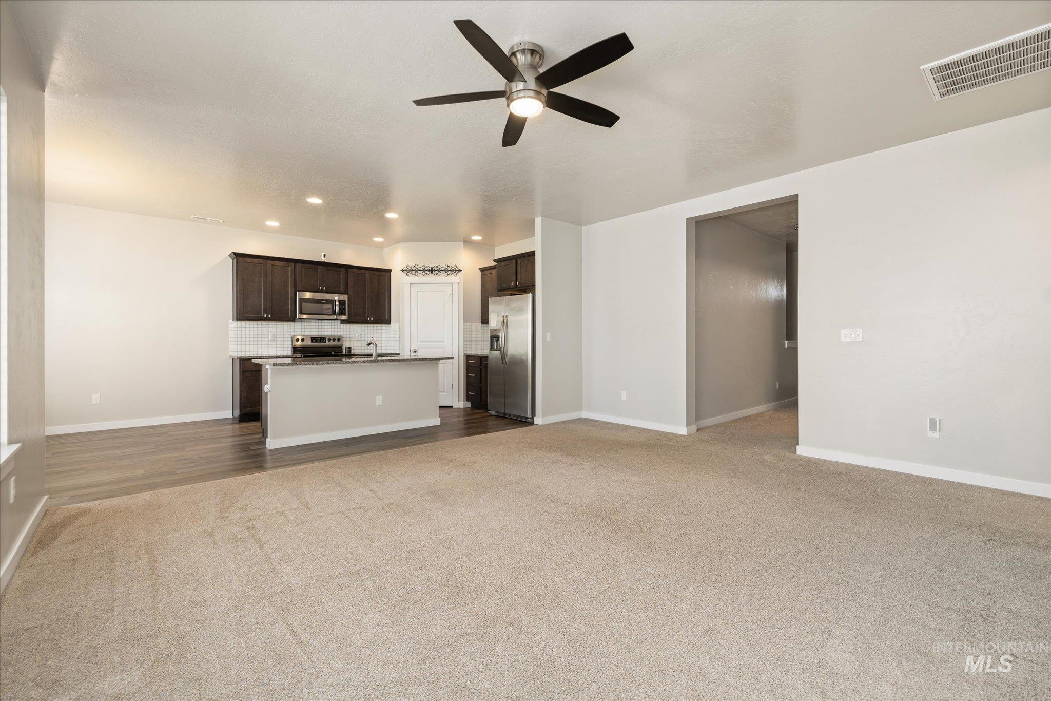 4620 S Tindaris Ave Property Photo 6