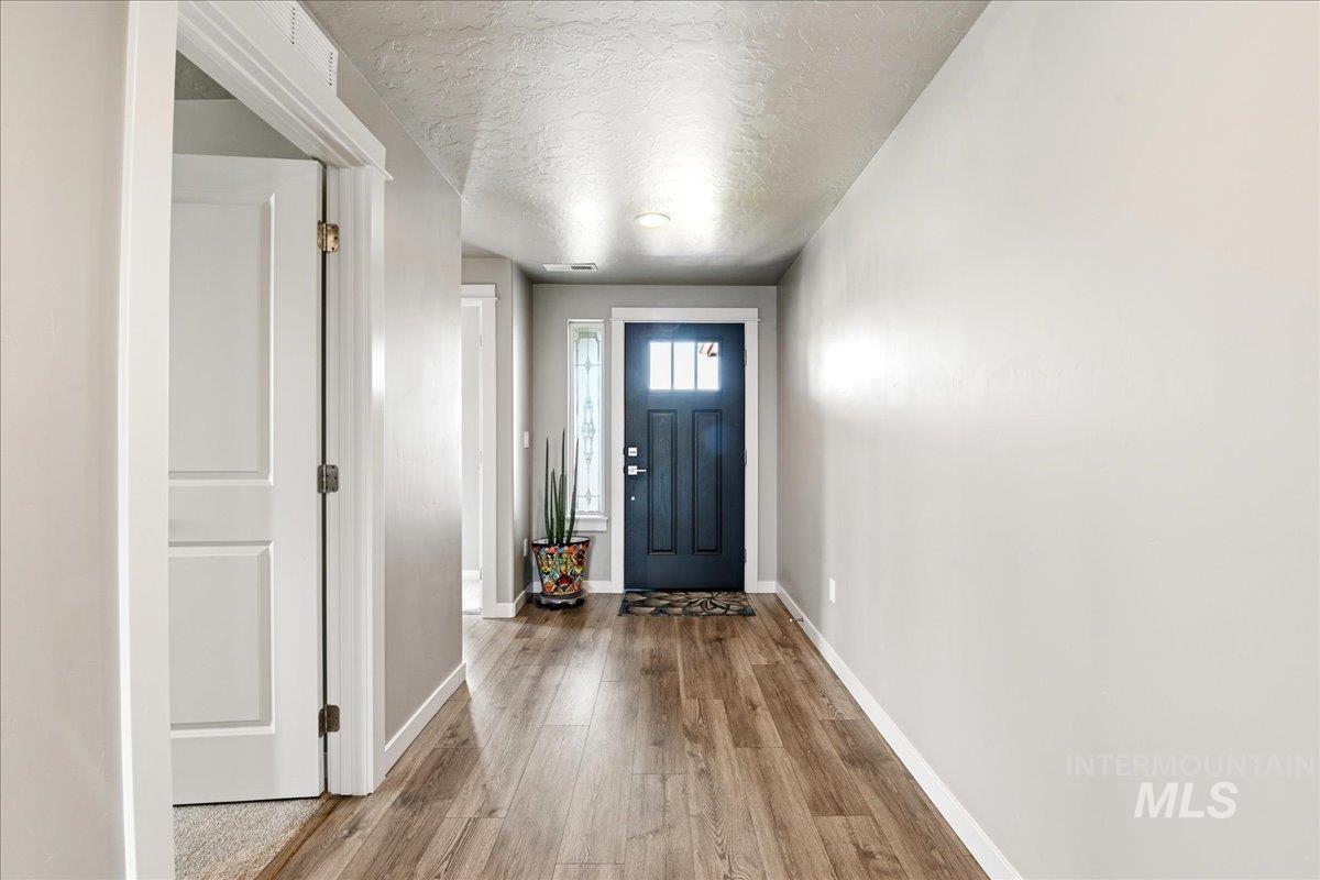 5701 E Milam St Property Photo 4