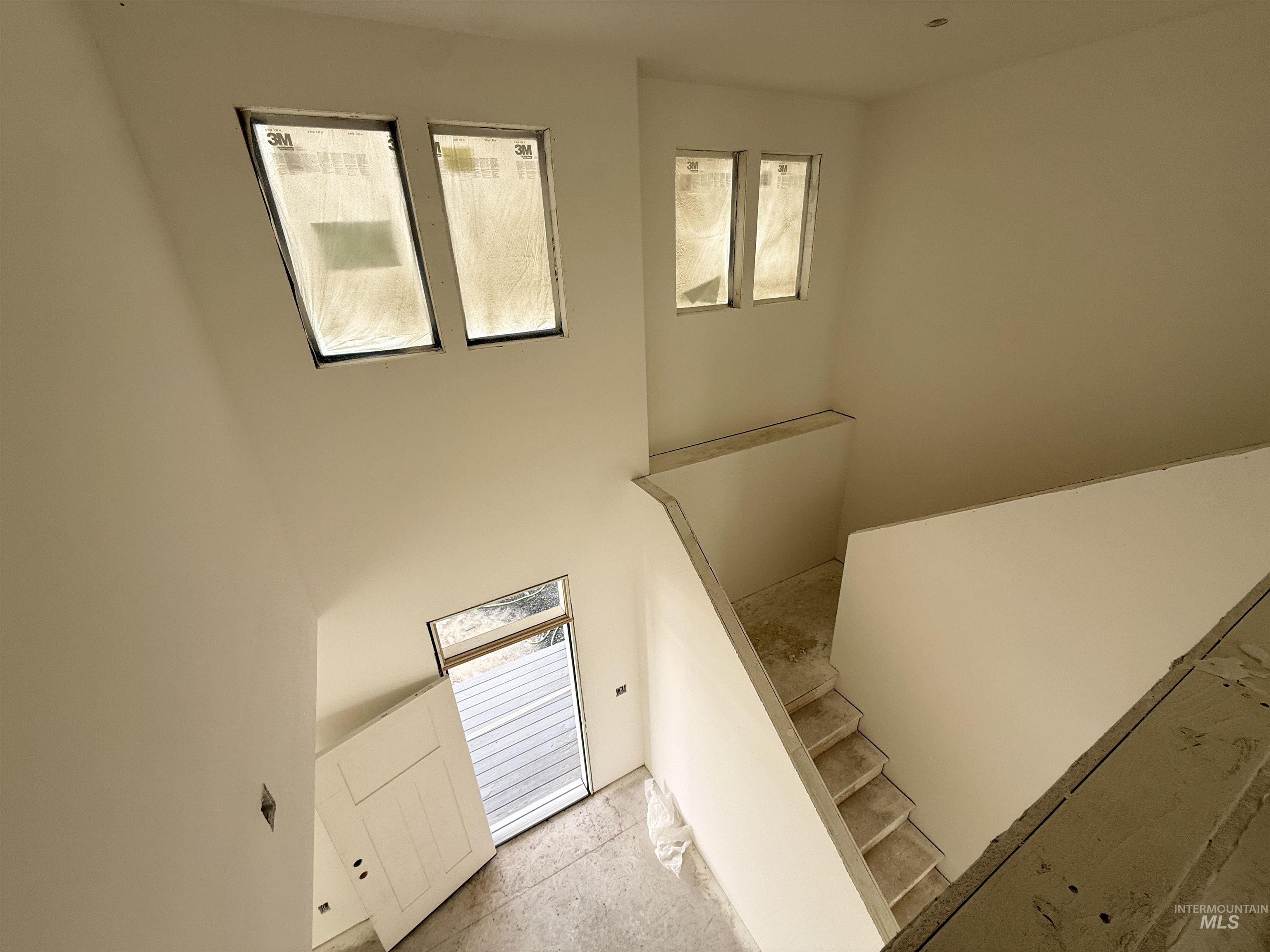 2457 E 3rd Street Property Photo 5