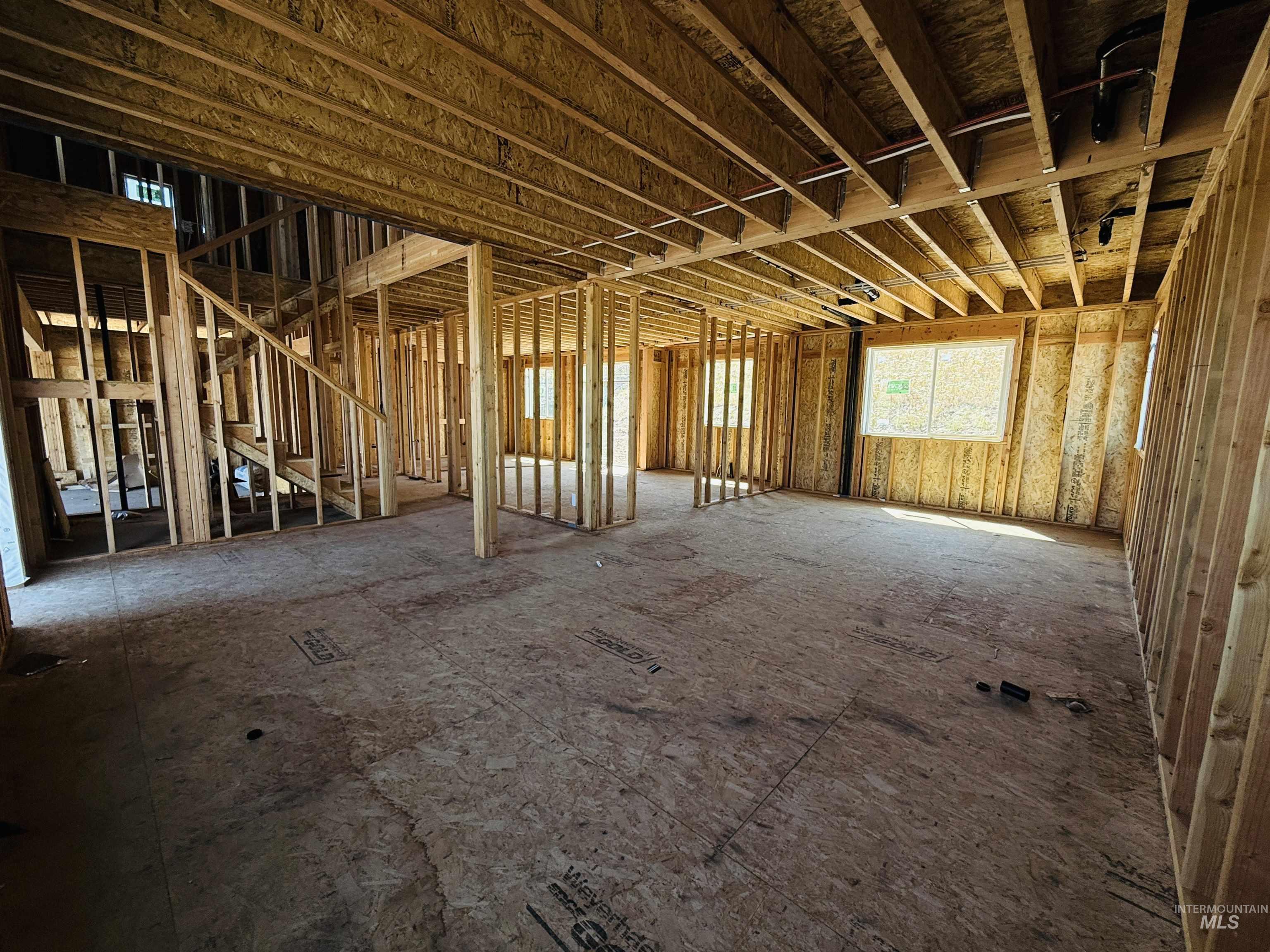 2457 E 3rd Street Property Photo 12
