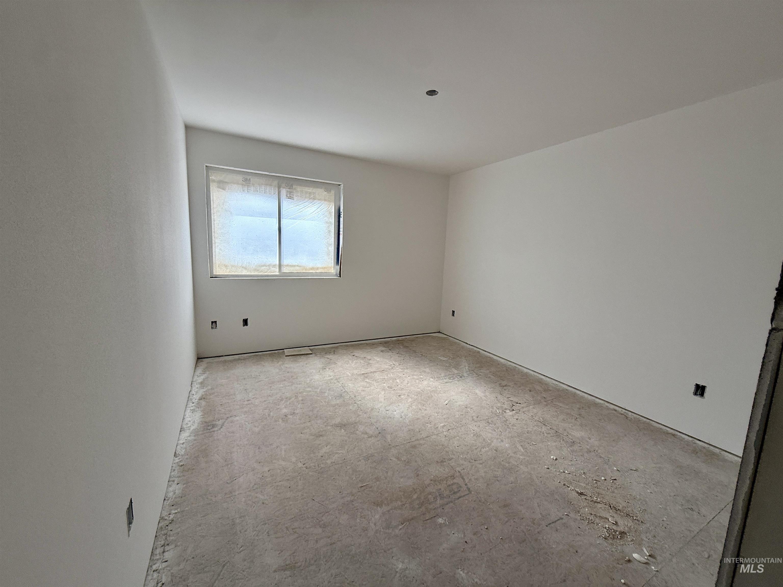 2457 E 3rd Street Property Photo 35