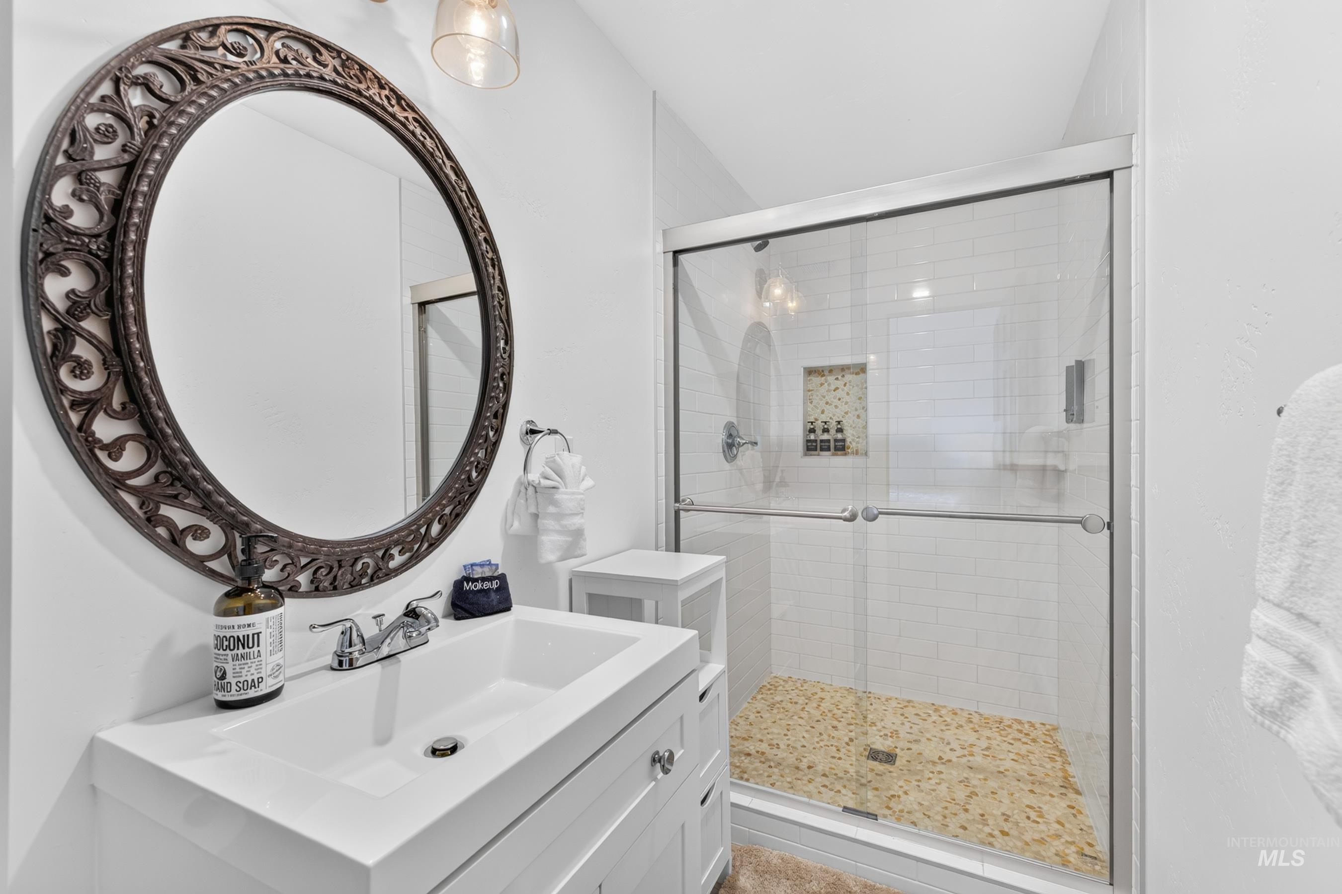 1607 Davis Ave Property Photo 11
