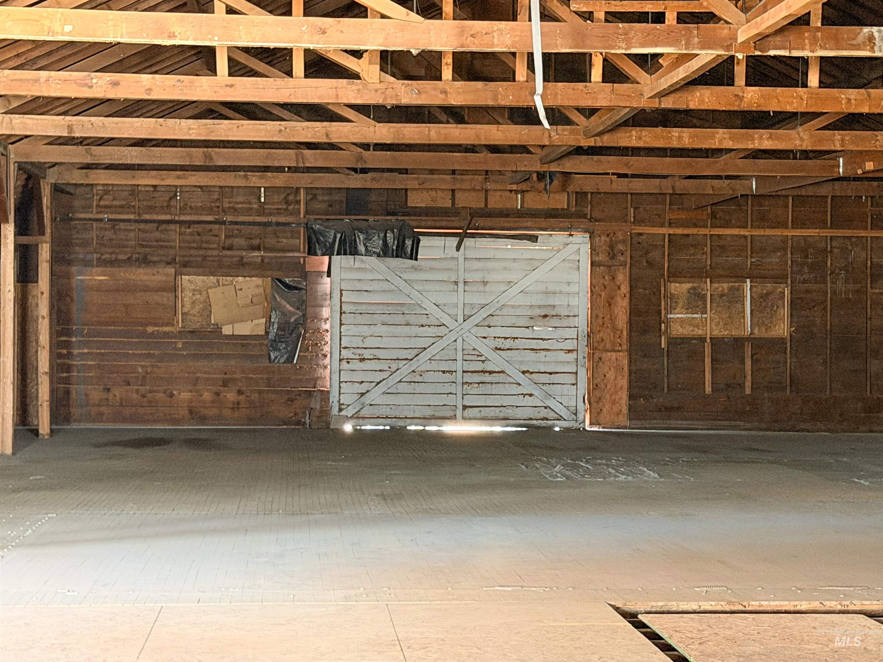 824 1st St South Property Photo 16