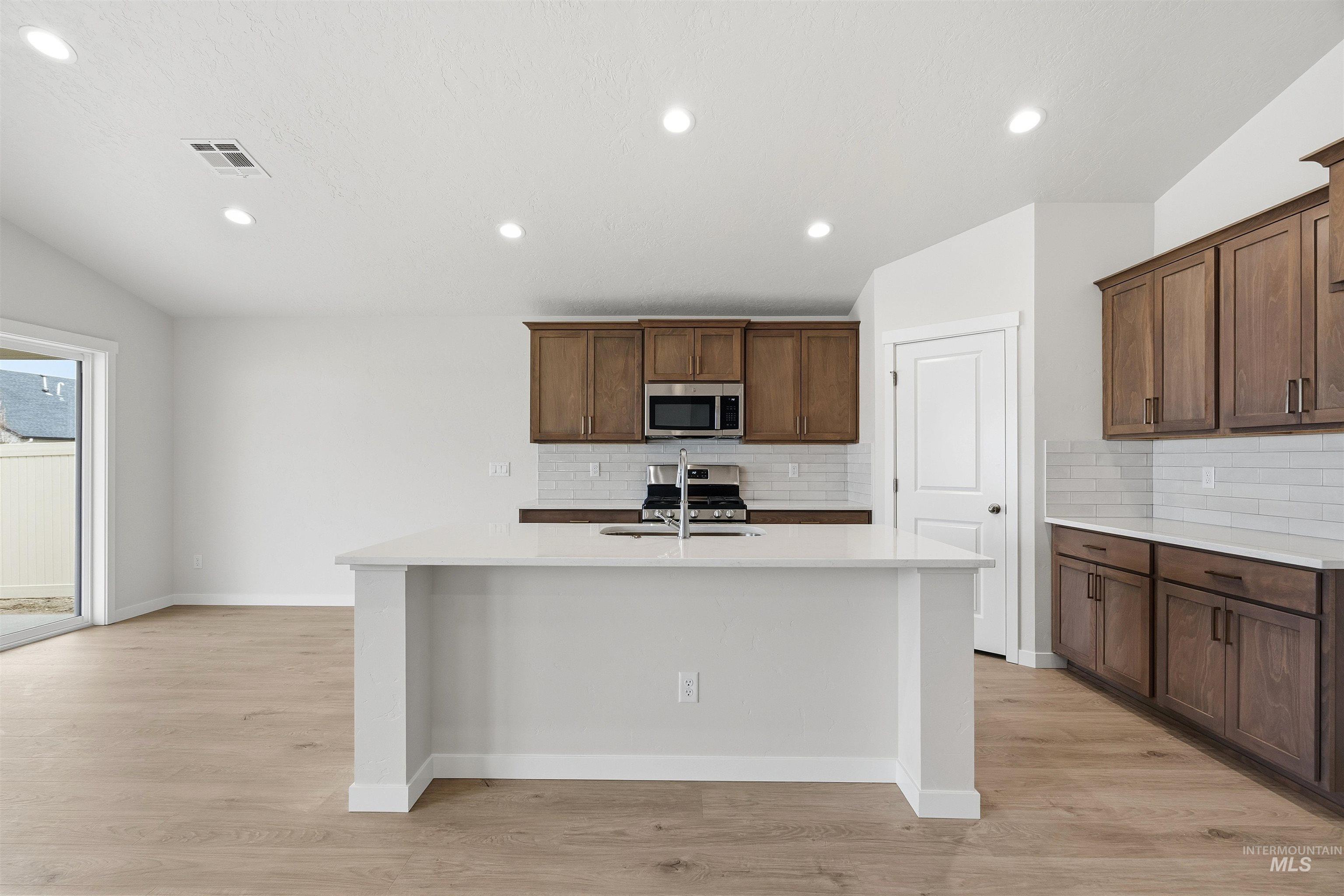 4321 Dawnstar Ave Property Photo 3