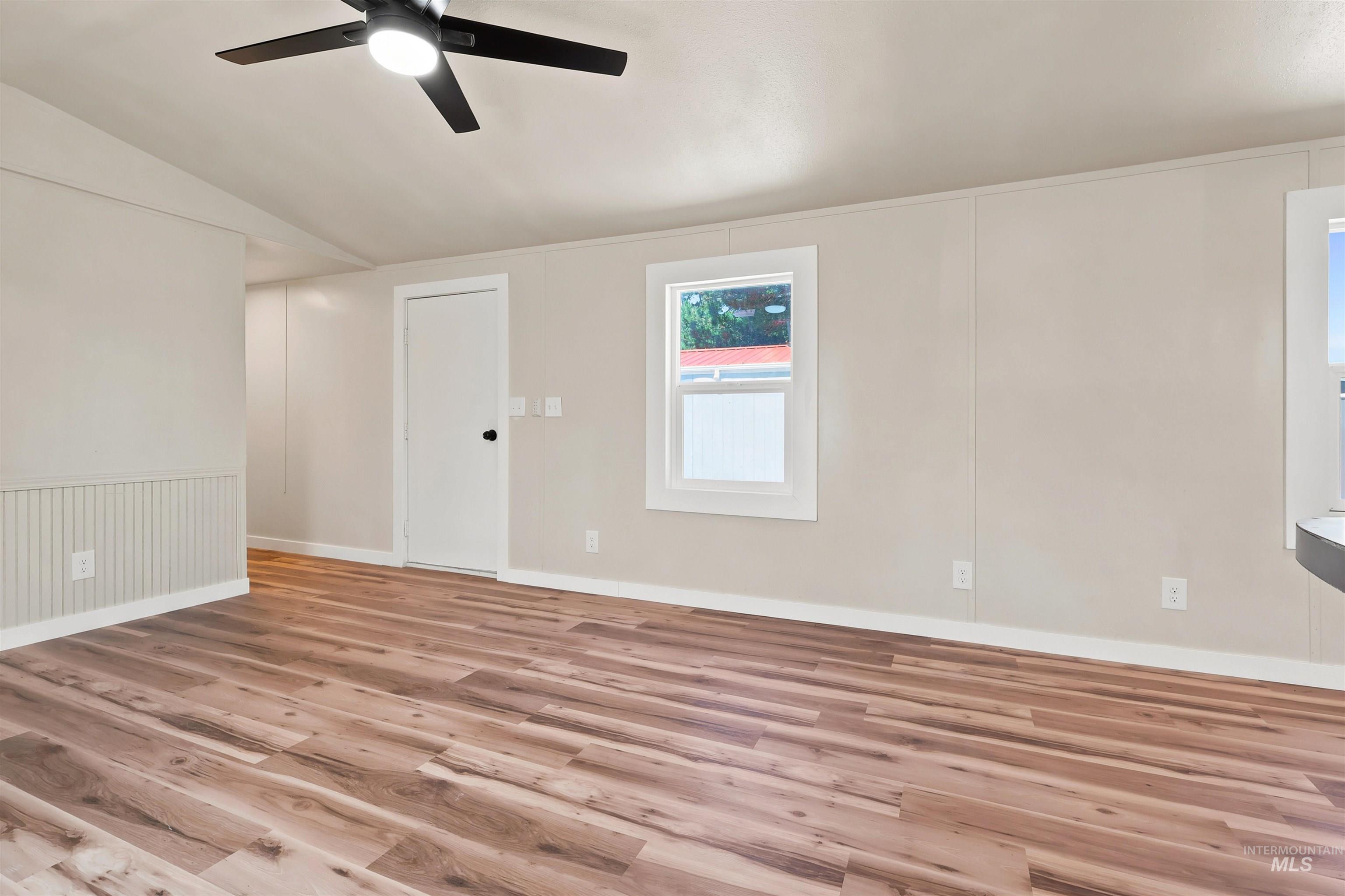 33 Manor Drive Property Photo 4