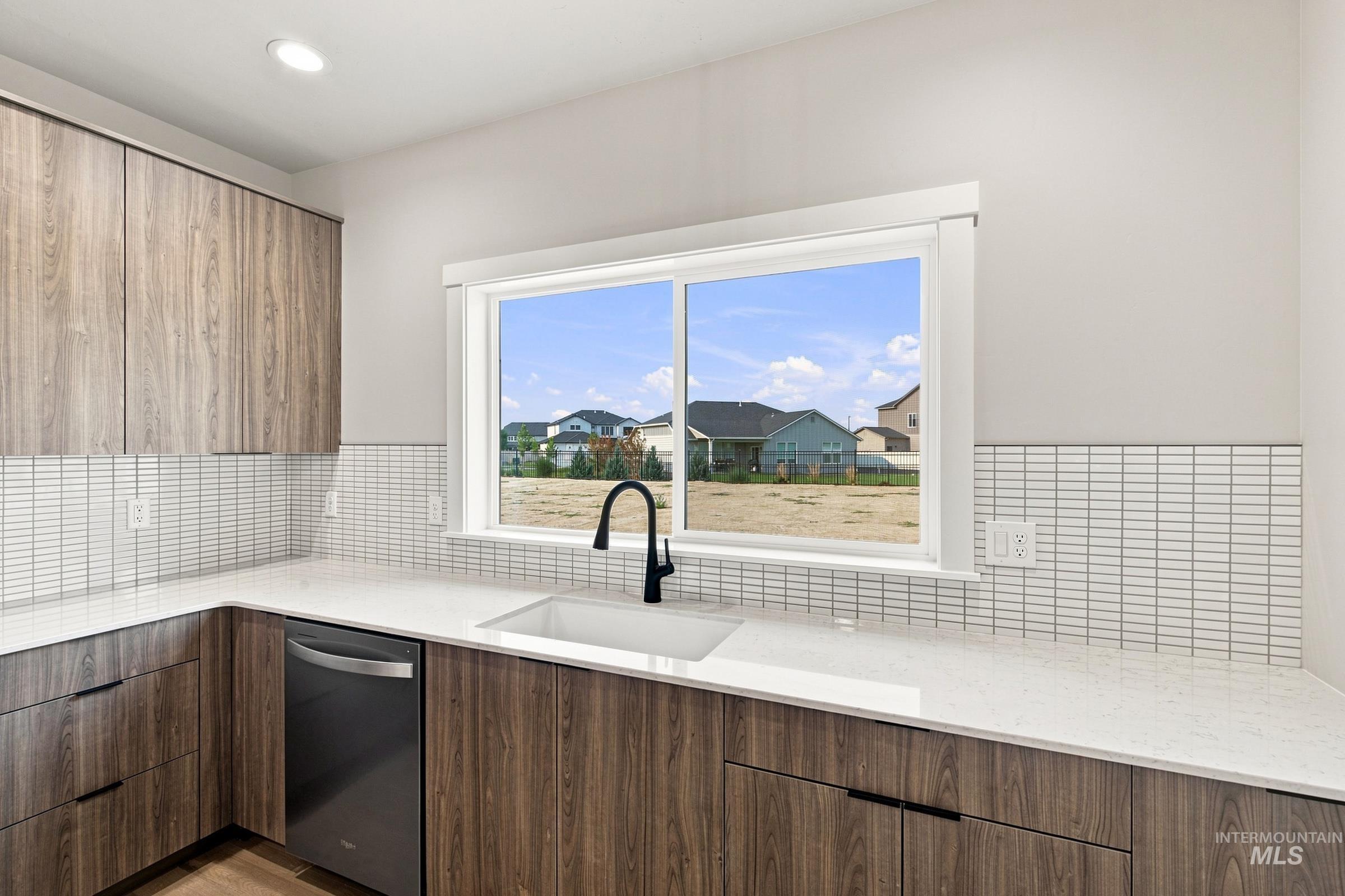 3035 N Schimigadoon Way Property Photo 6