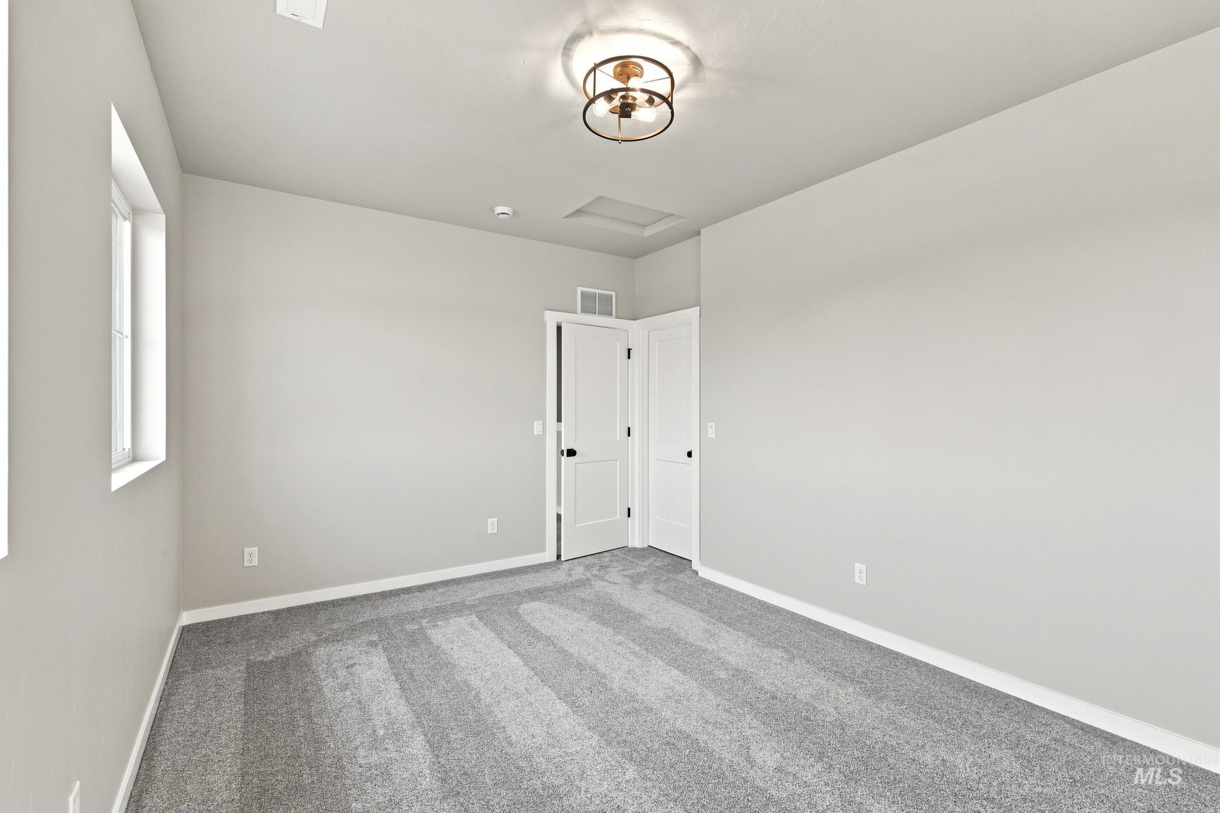 3035 N Schimigadoon Way Property Photo 32