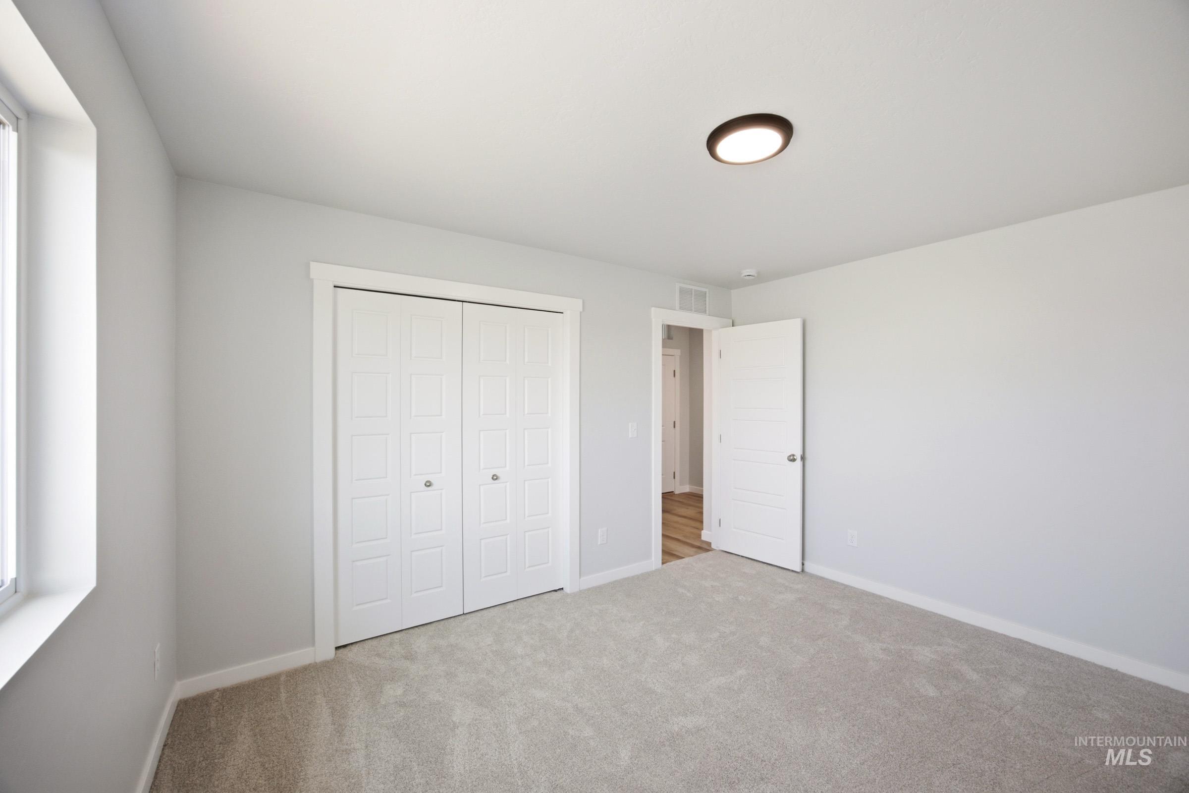7325 W Trumbull Ct Property Photo 13