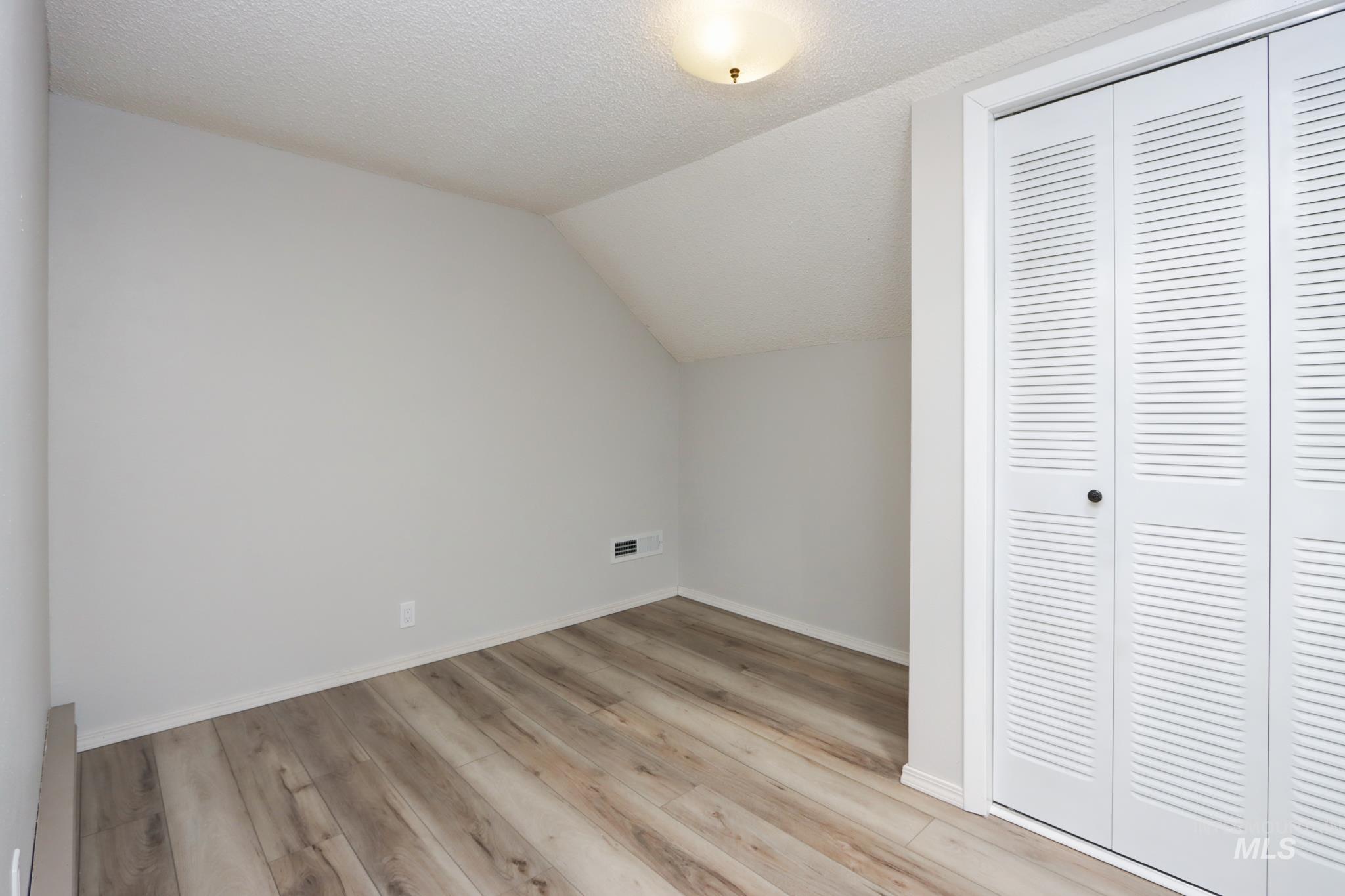 2528 Waterwheel Property Photo 27