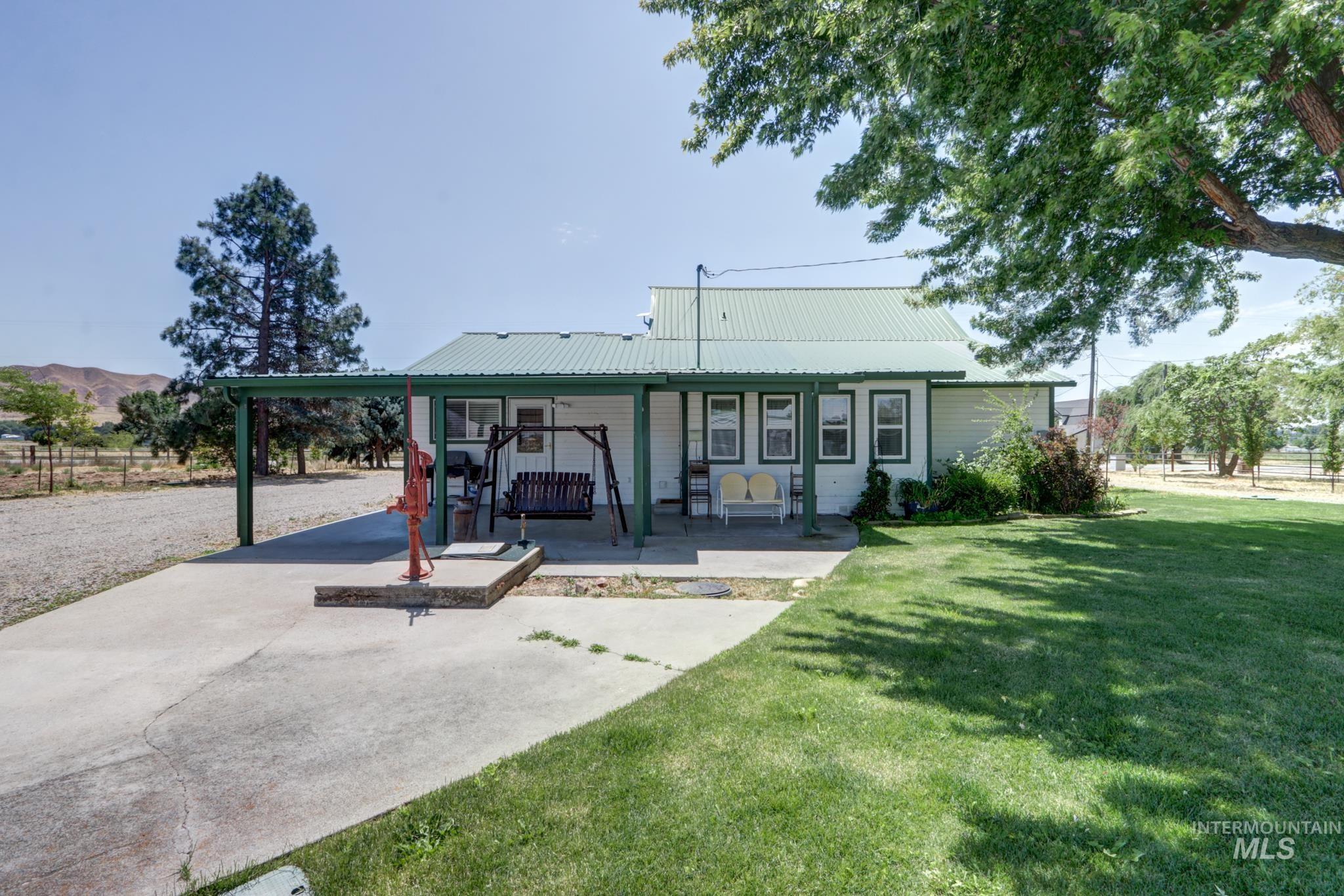2528 Waterwheel Property Photo 38