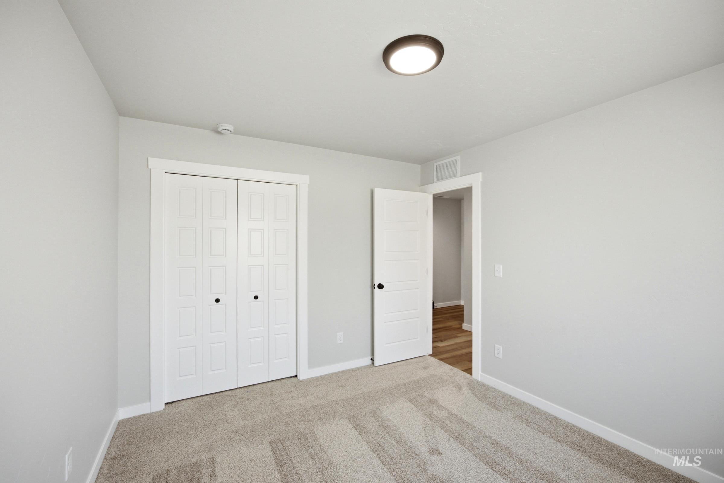 7340 W Trumbull Ct Property Photo 14