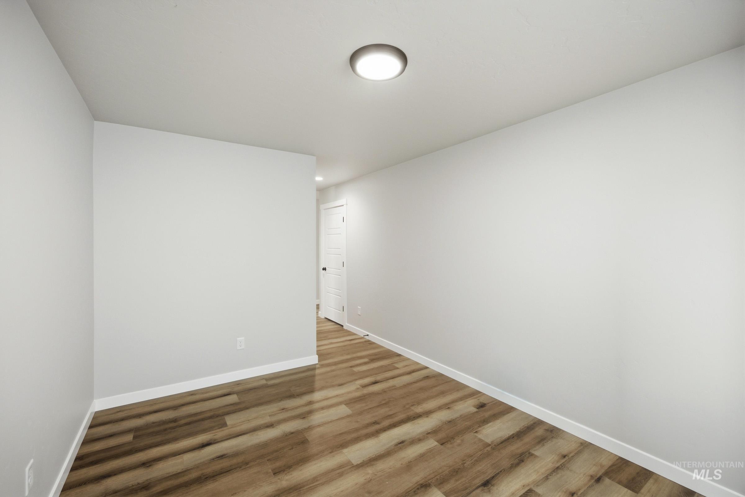 7340 W Trumbull Ct Property Photo 17