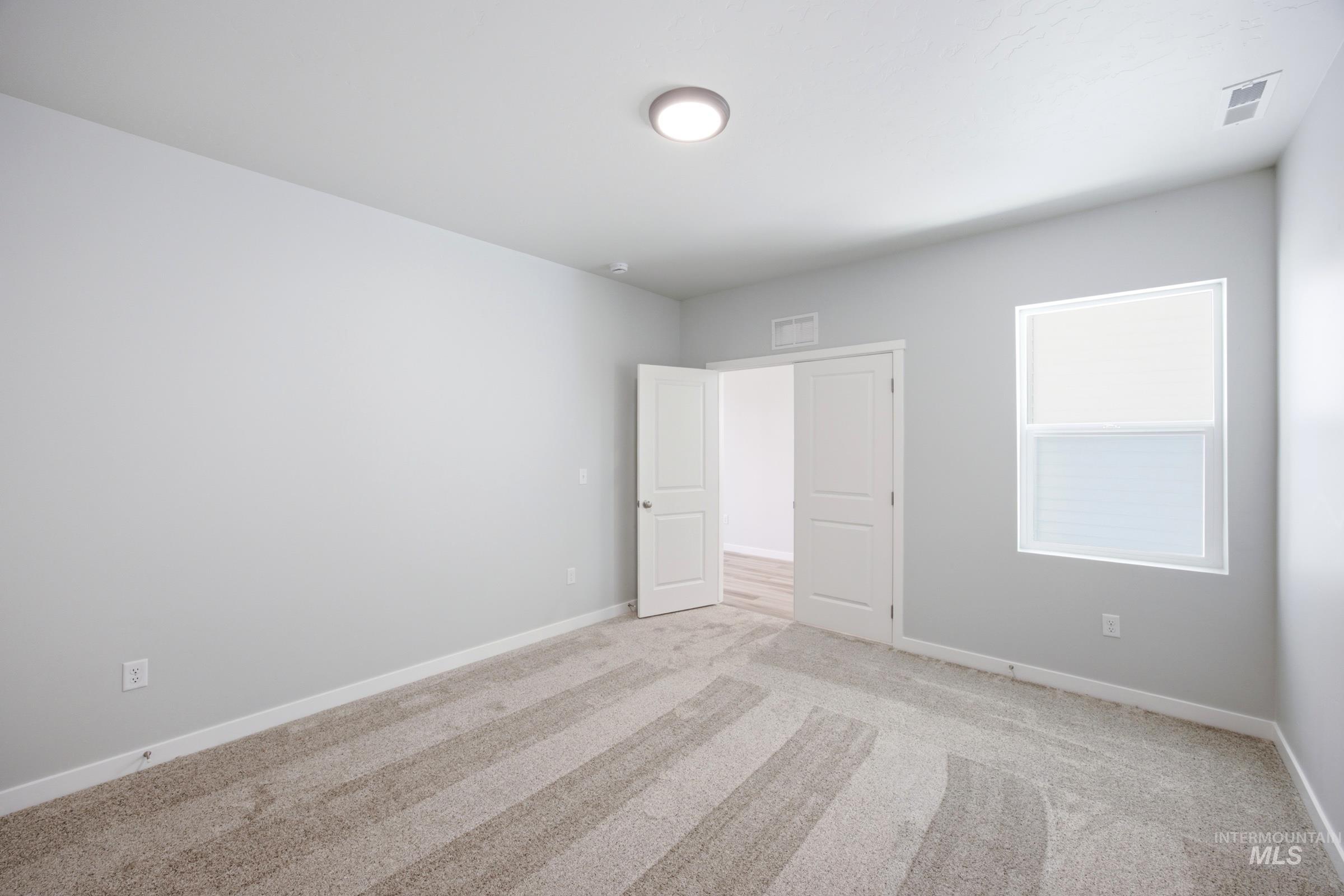 1073 Coffee Pond Ave Property Photo 22