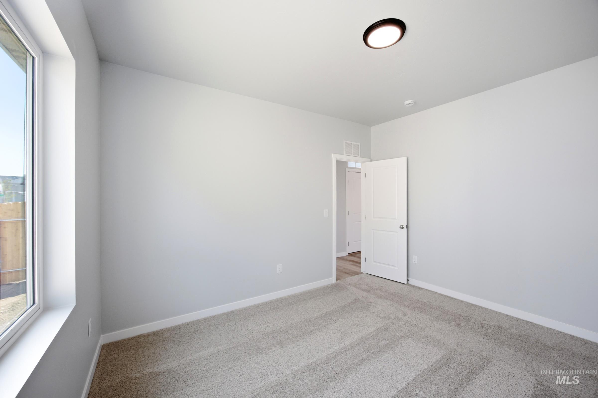 1073 Coffee Pond Ave Property Photo 26