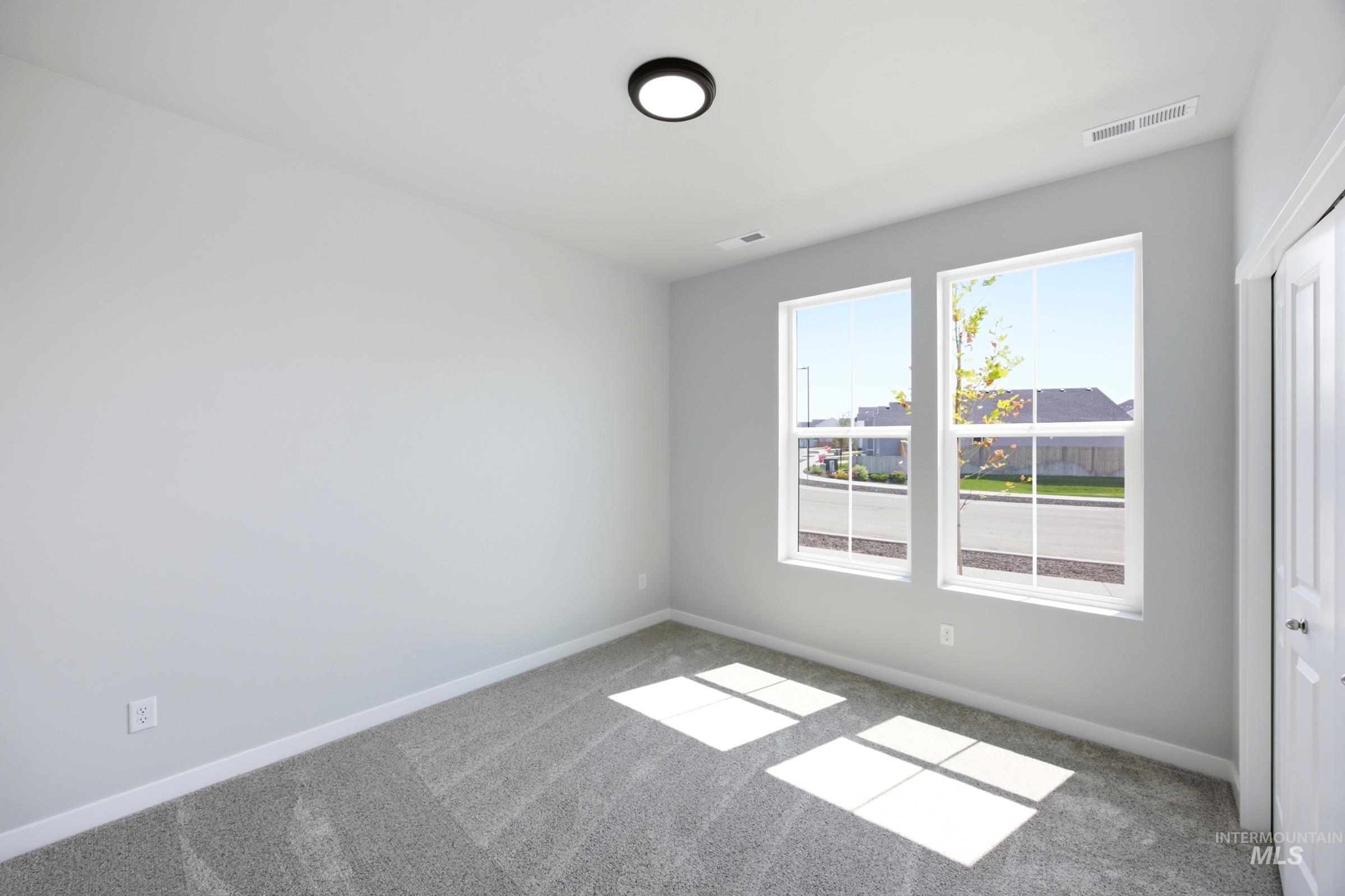 1073 Coffee Pond Ave Property Photo 27