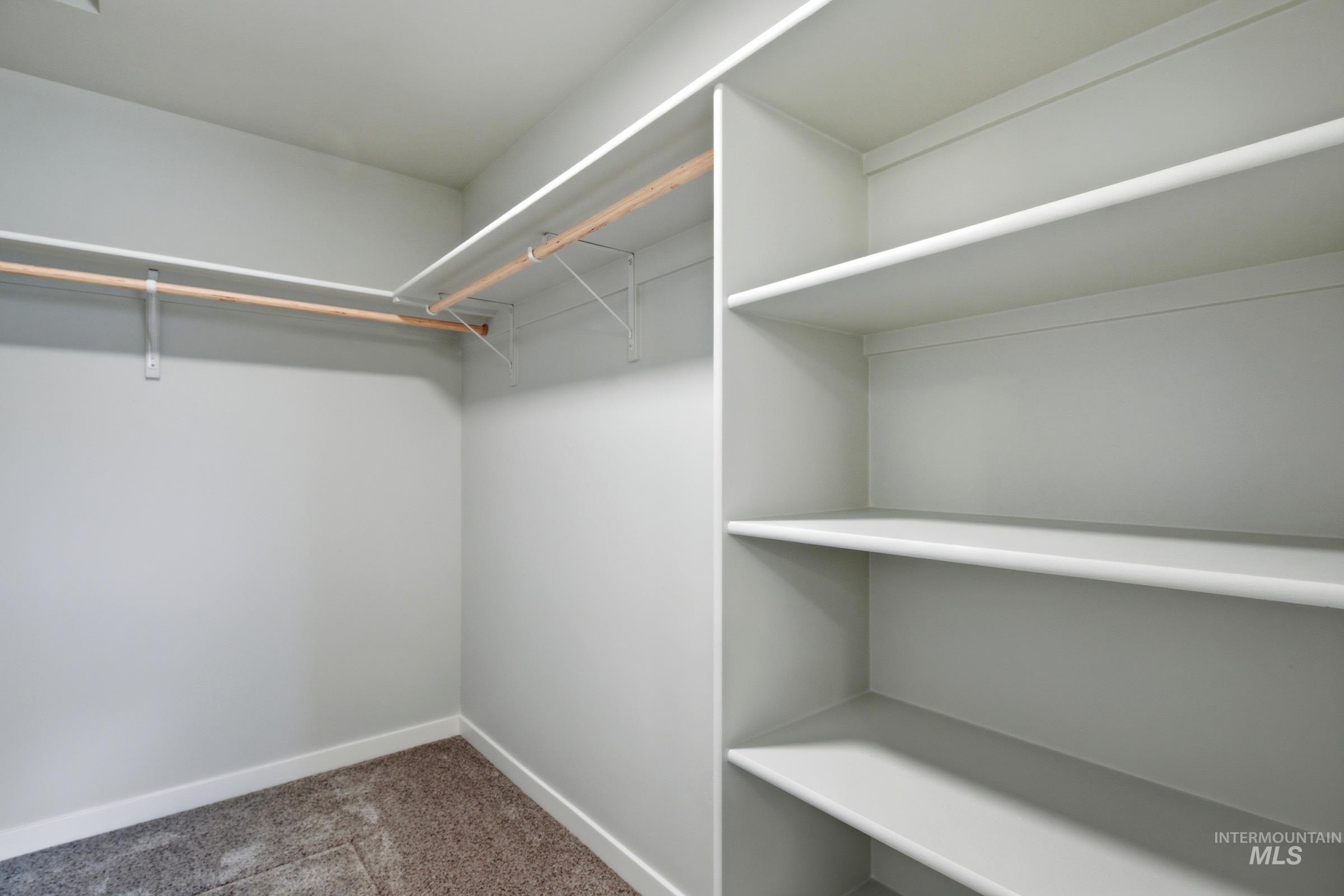 1552 Sunday River St Property Photo 16