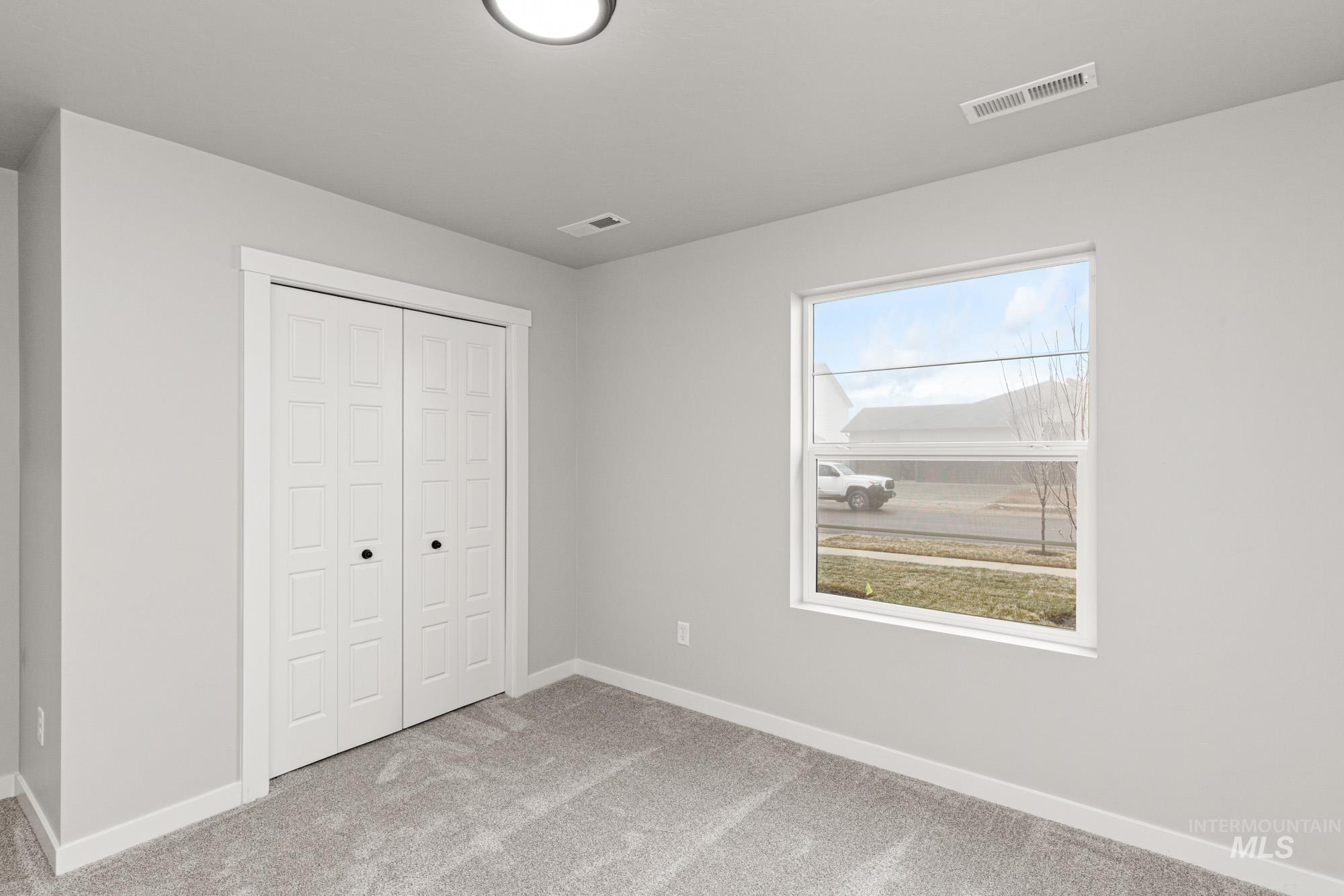 9416 W Blazing Star St Property Photo 11