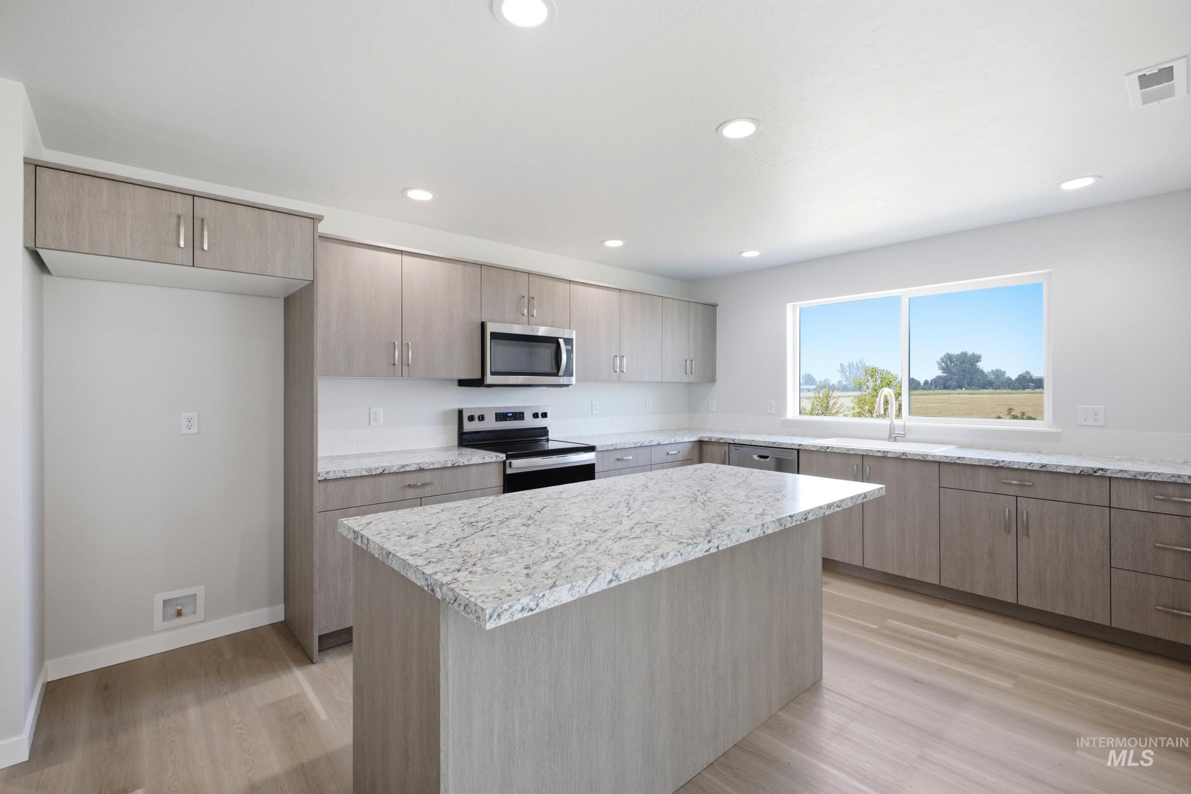 3078 W Animas Creek Dr Property Photo 4